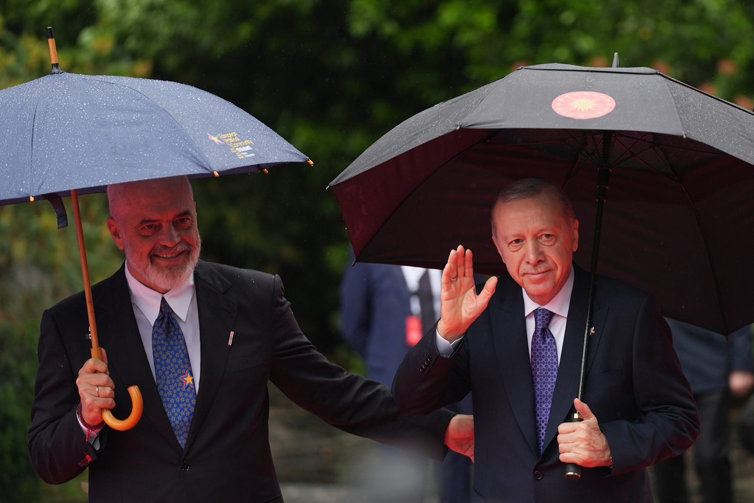 Edi Rama'dan 'barış birliği' çağrısı...