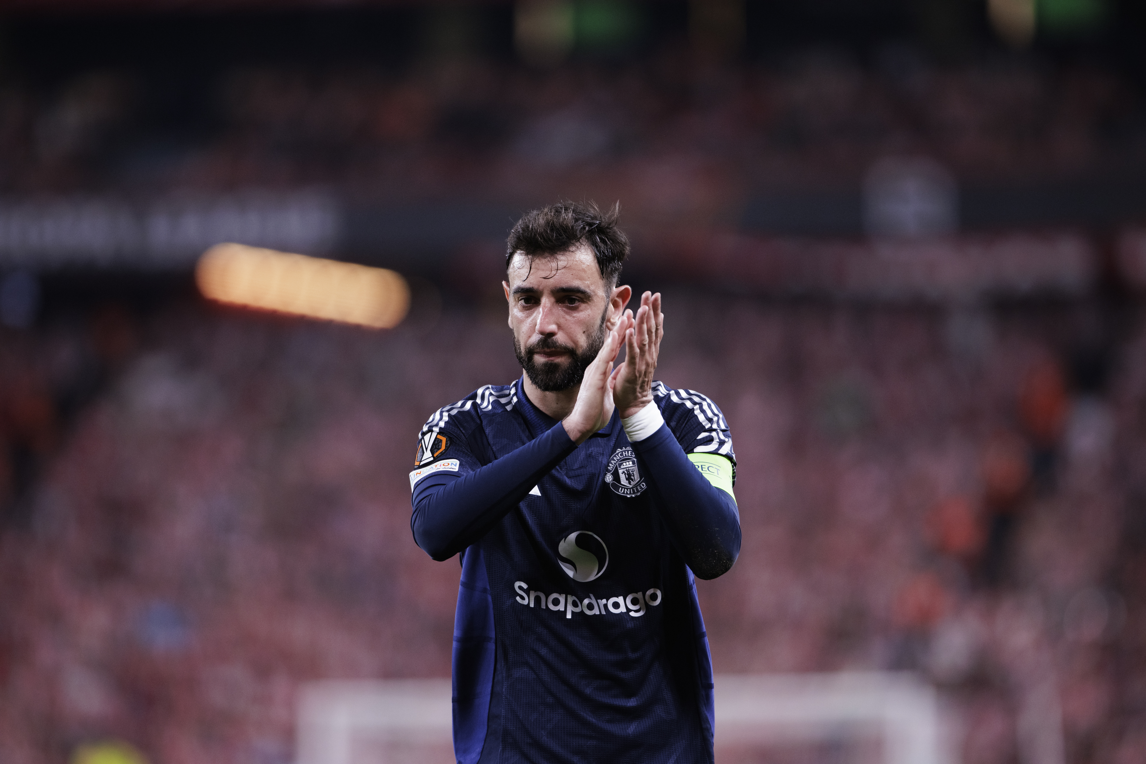 Bruno Fernandes: Kulüp, gitmemi söyleyene kadar Manchester United'da kalacağım