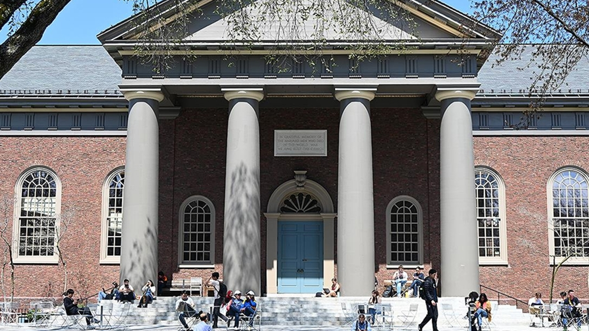 Harvard Üniversitesi için karar! Trump yönetimi öğrenci kabulünü durdurdu
