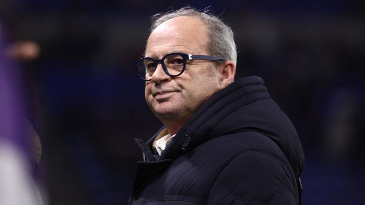 PSG, Luis Campos ile yeni sözleşme imzaladı