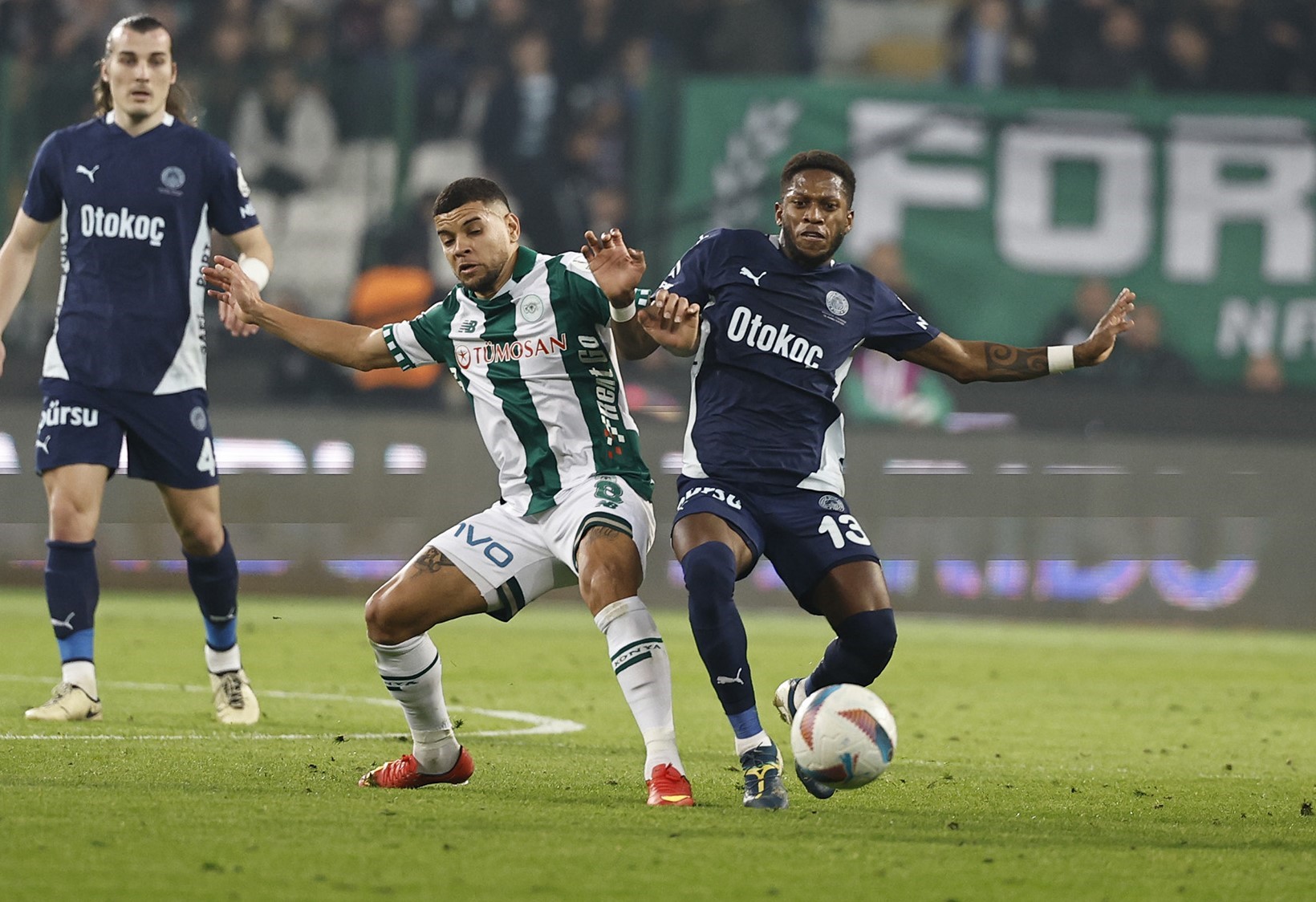 Fenerbahçe ile Konyaspor ligde 48. kez karşı karşıya gelecek