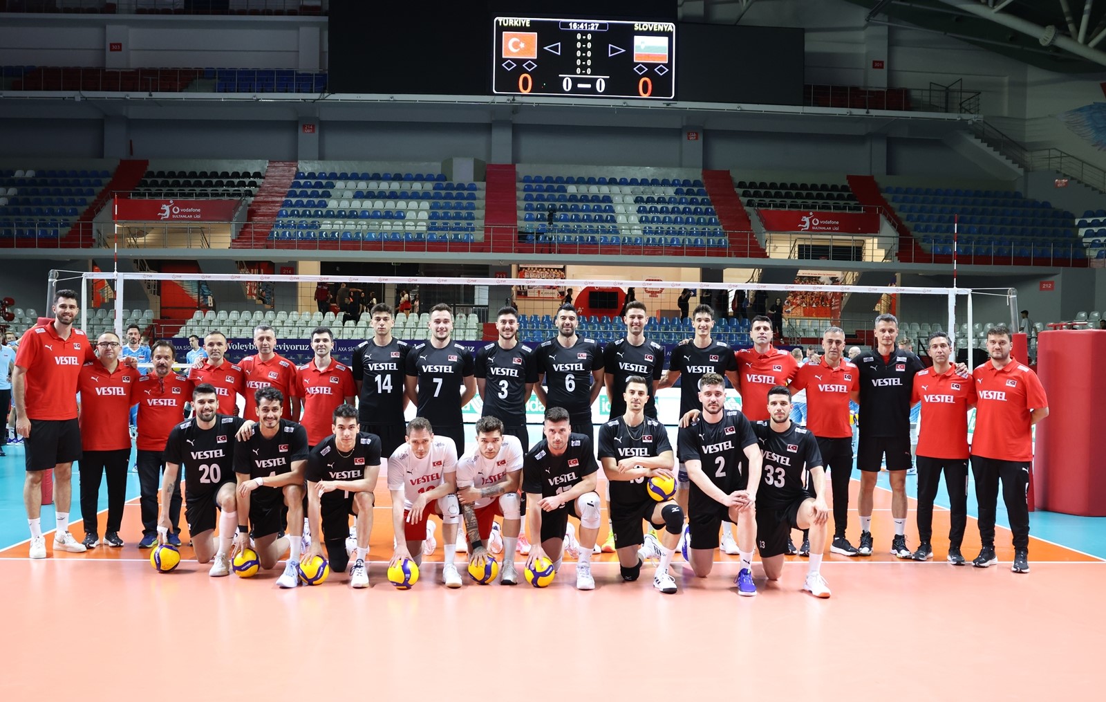 A Milli Erkek Voleybol Takımı'nın Milletler Ligi kadrosu belli oldu