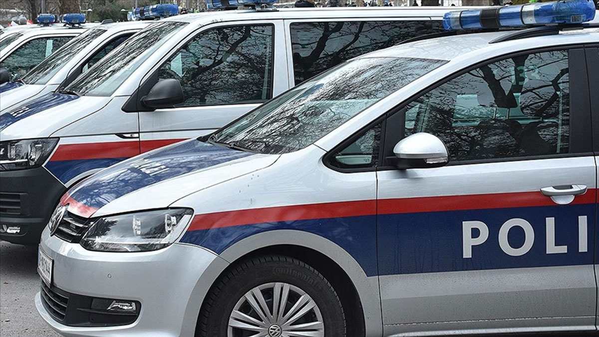 Avusturya'da okula düzenlenen silahlı saldırıda 10 kişi öldü