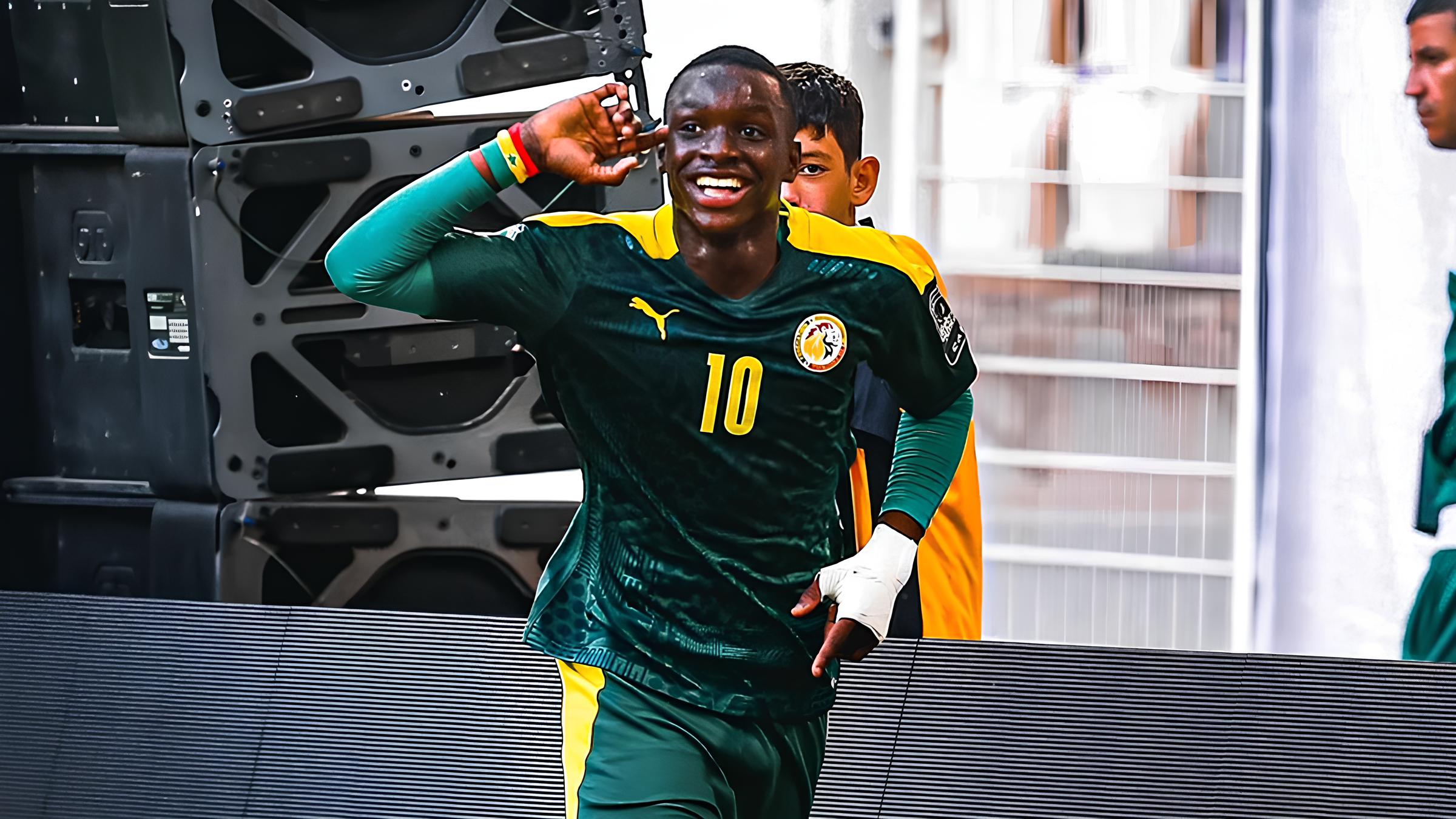 Fenerbahçe'ye transferi gündemdeydi! Amara Diouf için resmi açıklama geldi