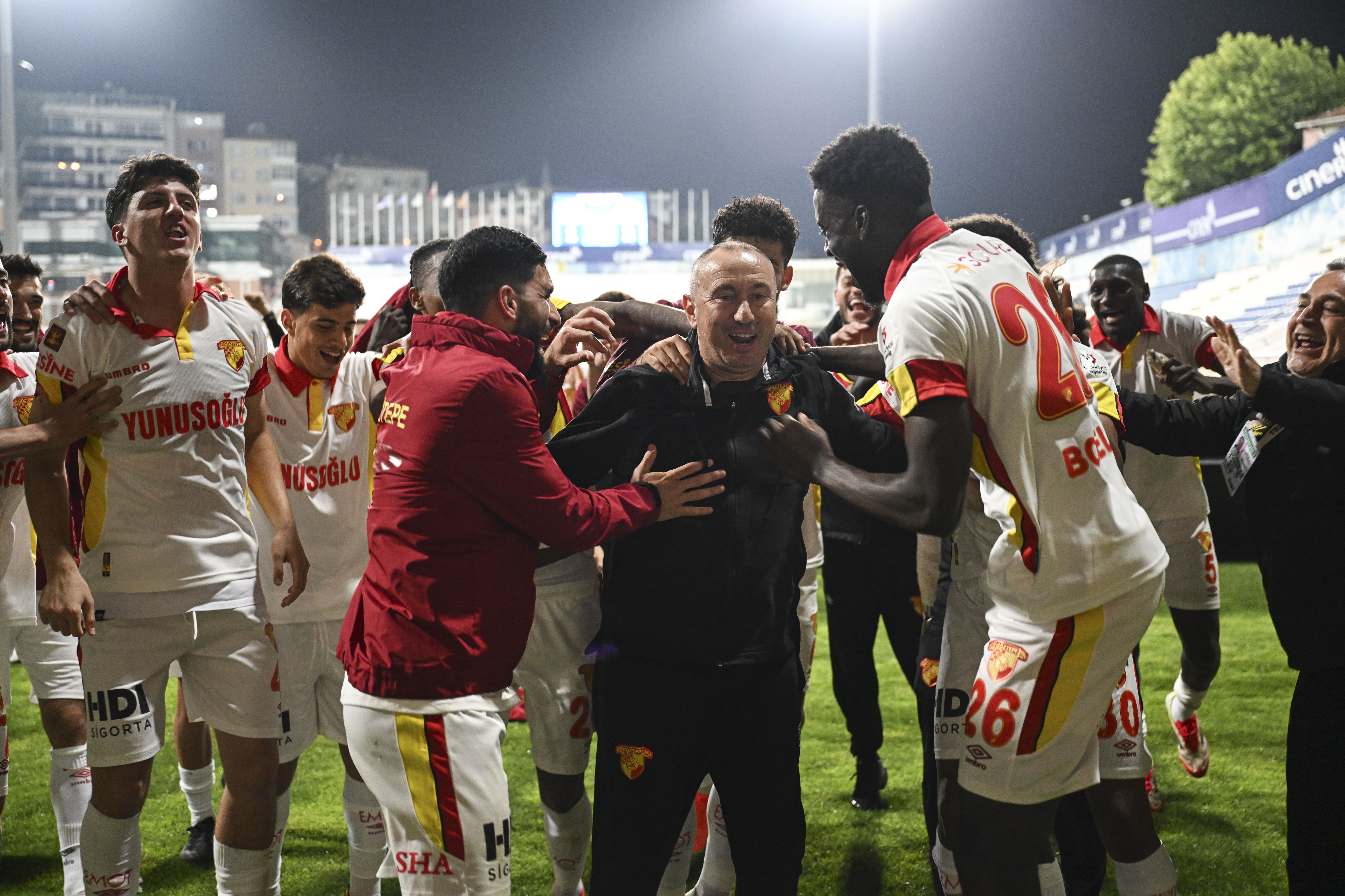Göztepe'de yeni sezon için kadro planlaması sürüyor