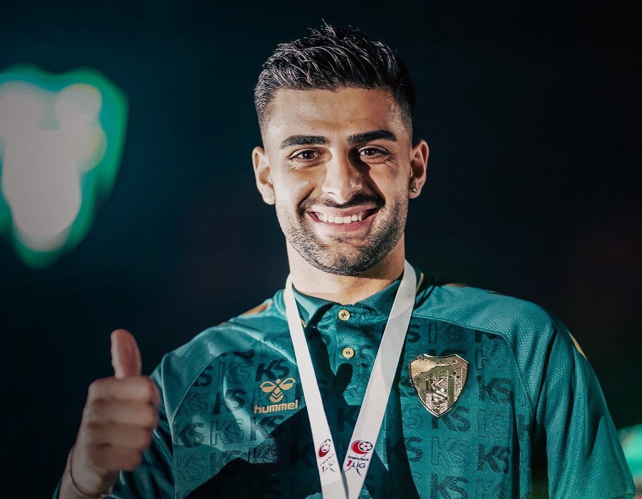 Kocaelispor'a İngiliz golcü