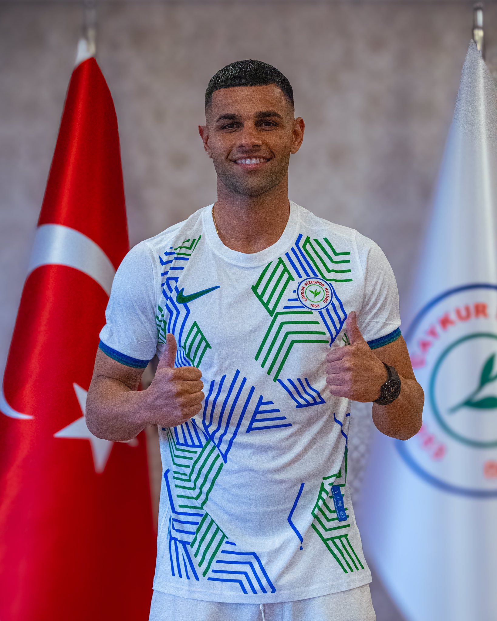 Rizespor, kaleci Erdem Canpolat'ı transfer etti