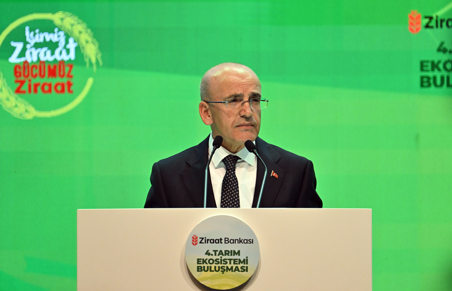 Bakan Şimşek İslami Finans Zirvesi için İngiltere'de