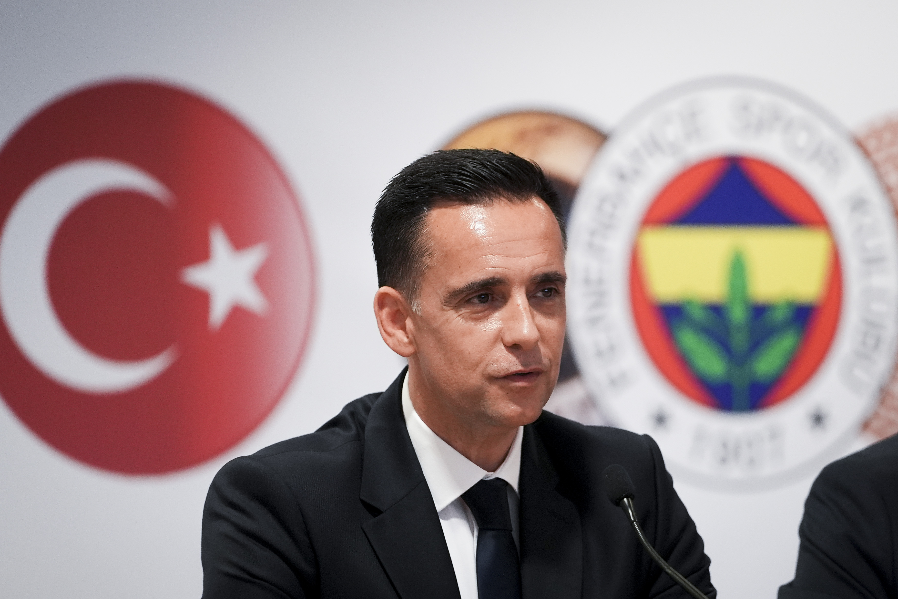 Benfica, Mario Branco'yu açıkladı