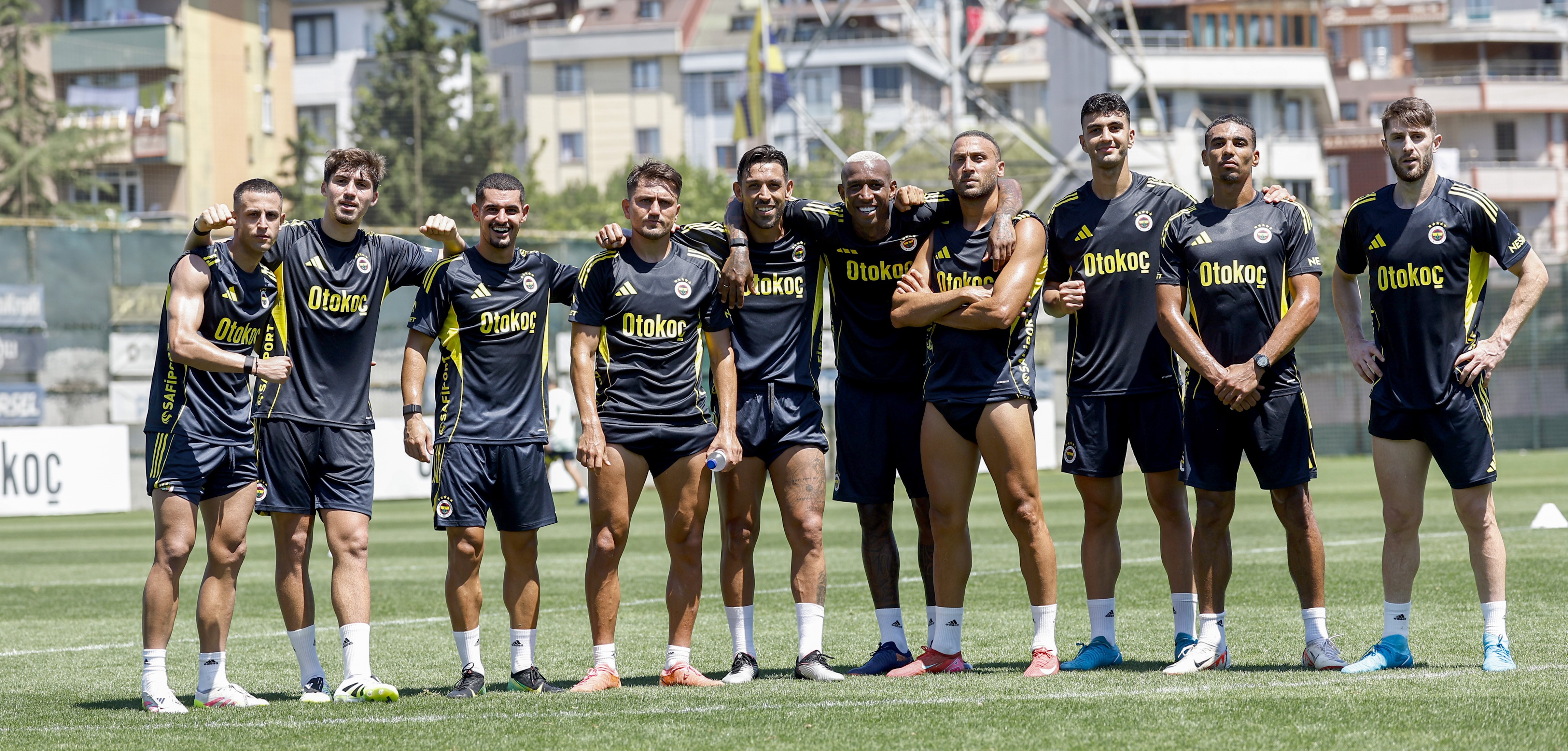 Fenerbahçe yeni sezona hazırlanıyor