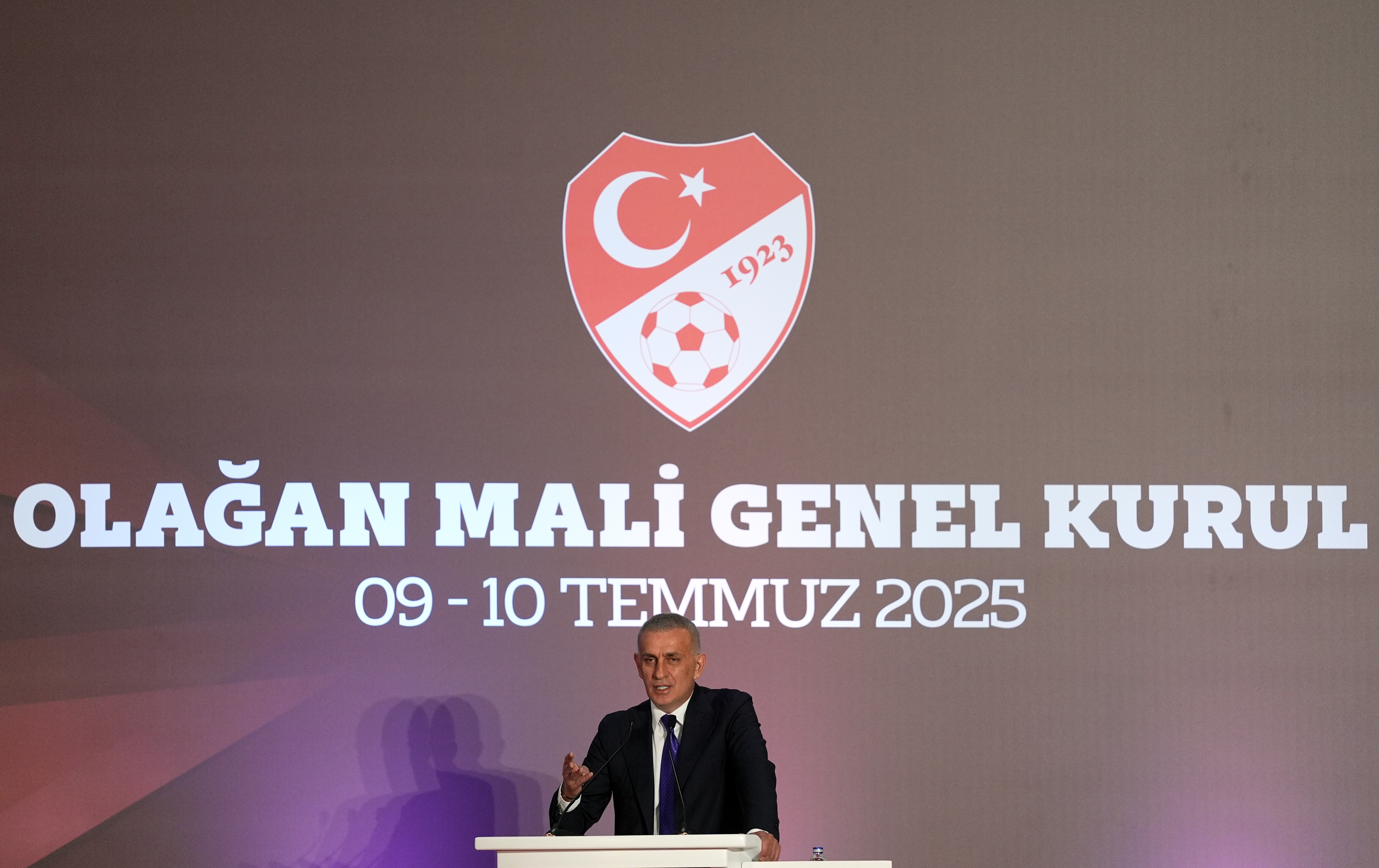 TFF'nin 2024-2025 dönemine ait faaliyetleri ibra edildi