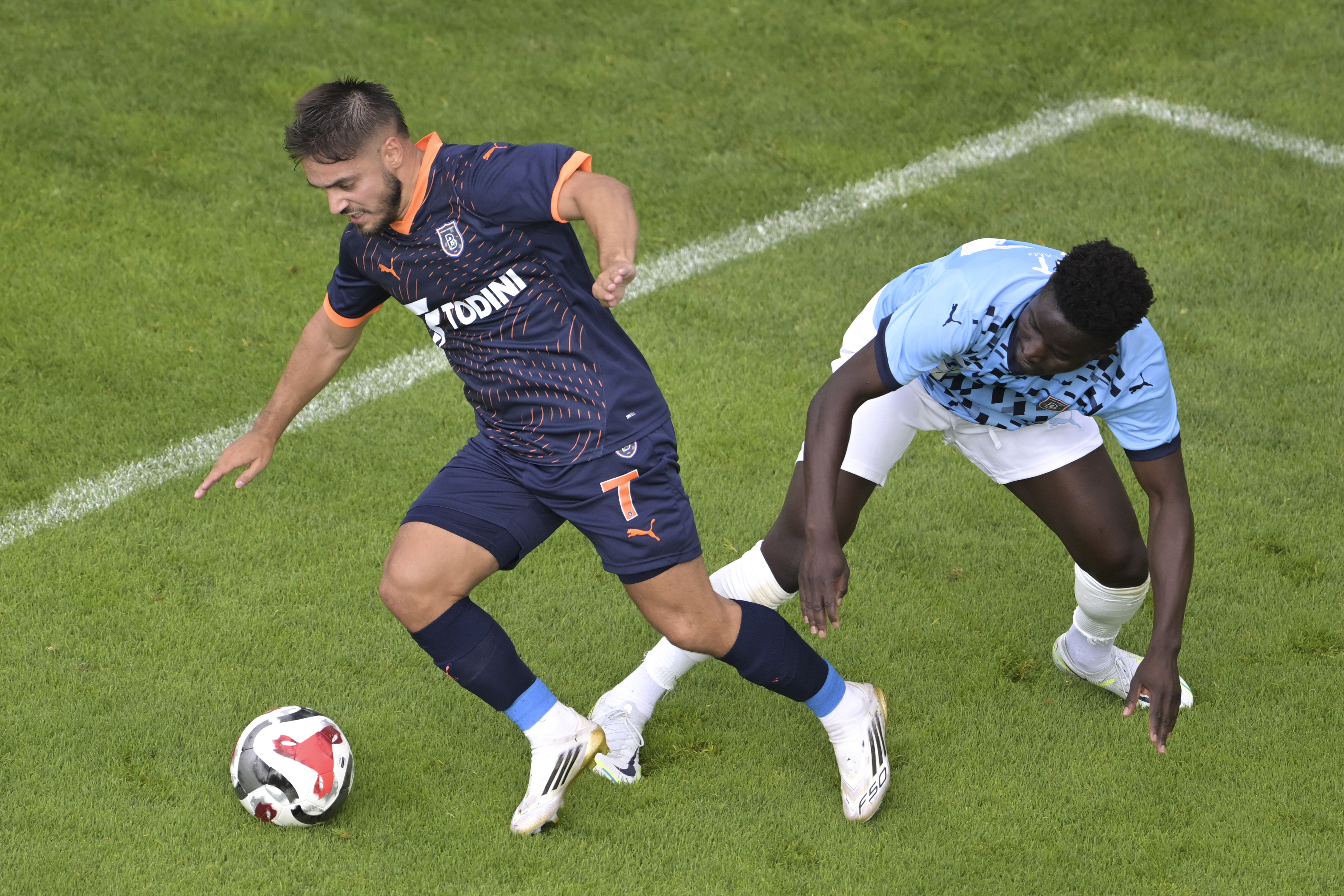 Başakşehir'de sezon hazırlıkları Avusturya'da sürüyor