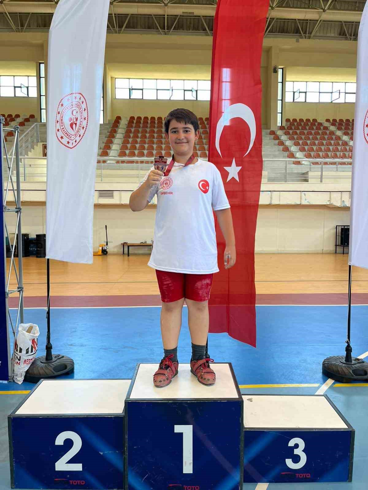 Berat Ayberk Göçmen, Türkiye 3'üncüsü