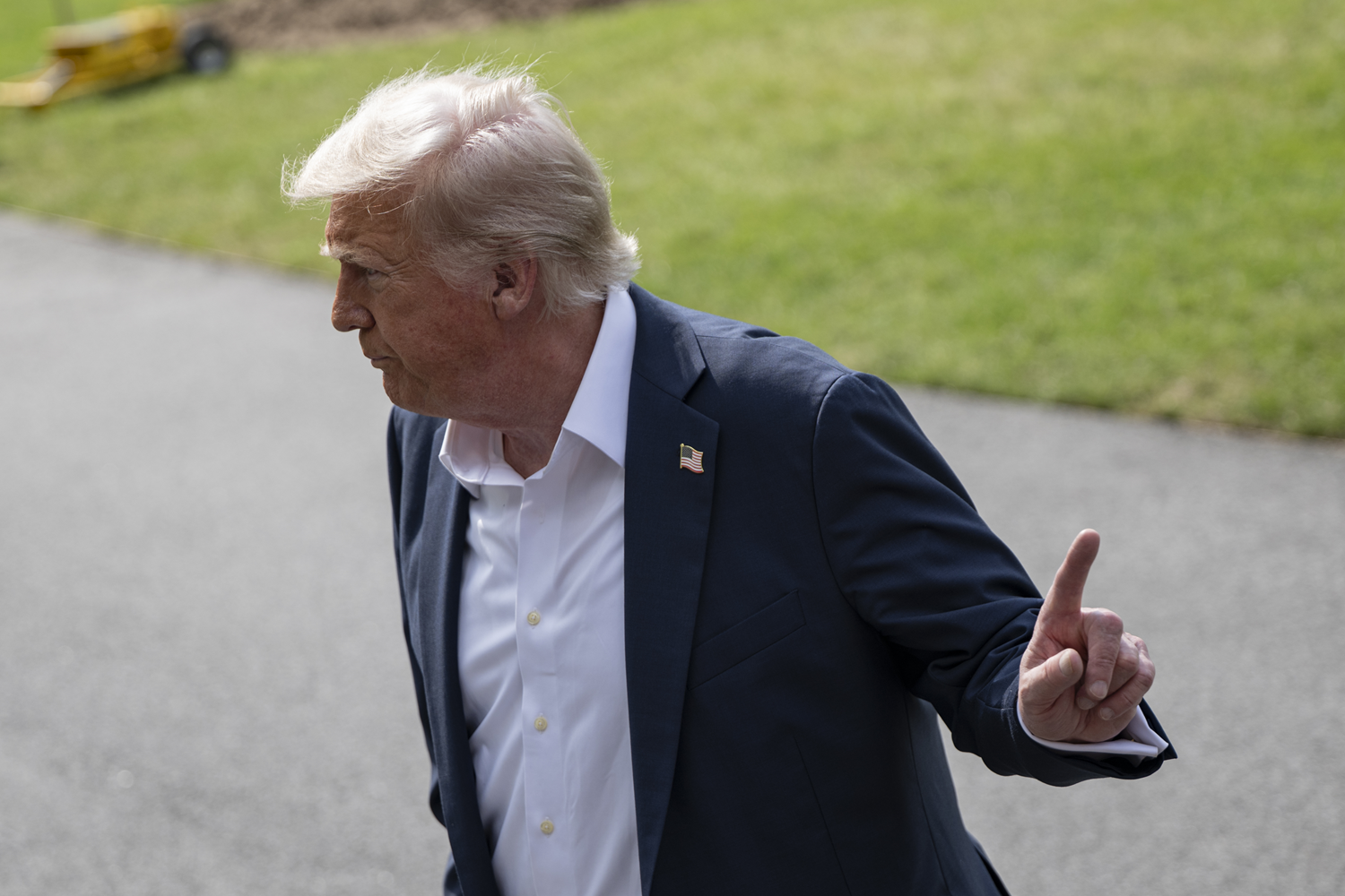 Trump, Epstein dosyalarının sürekli gündemde tutulmasına tepki gösterdi