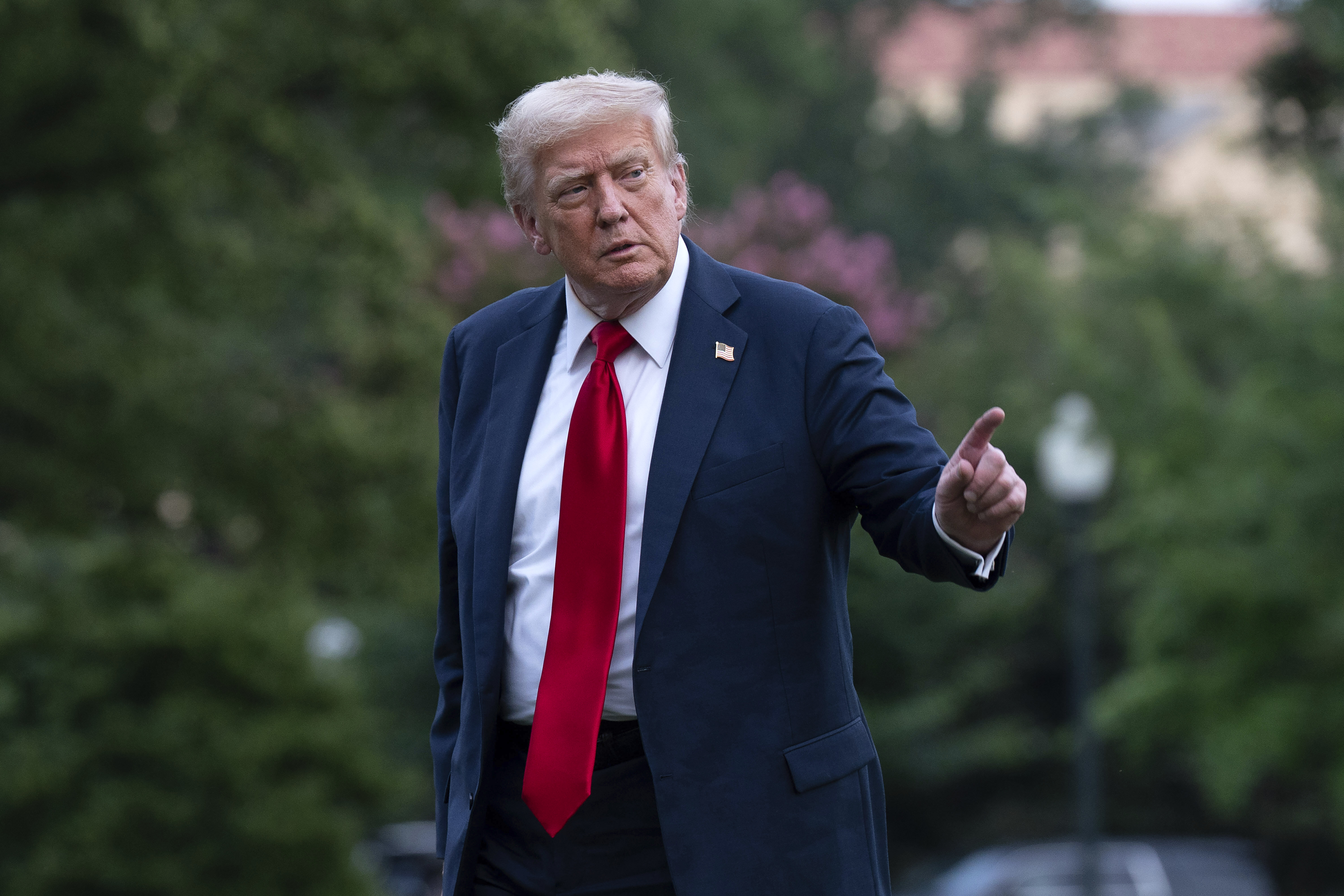 Trump'tan Rusya'ya yaptırım tehdidi