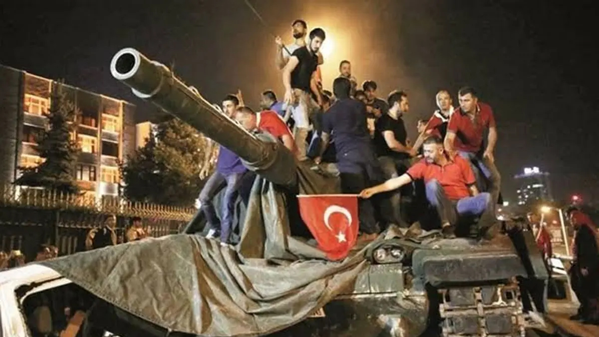 FETÖ tehlikesine dikkati çektiler: En güçlü şekilde kınanmalı