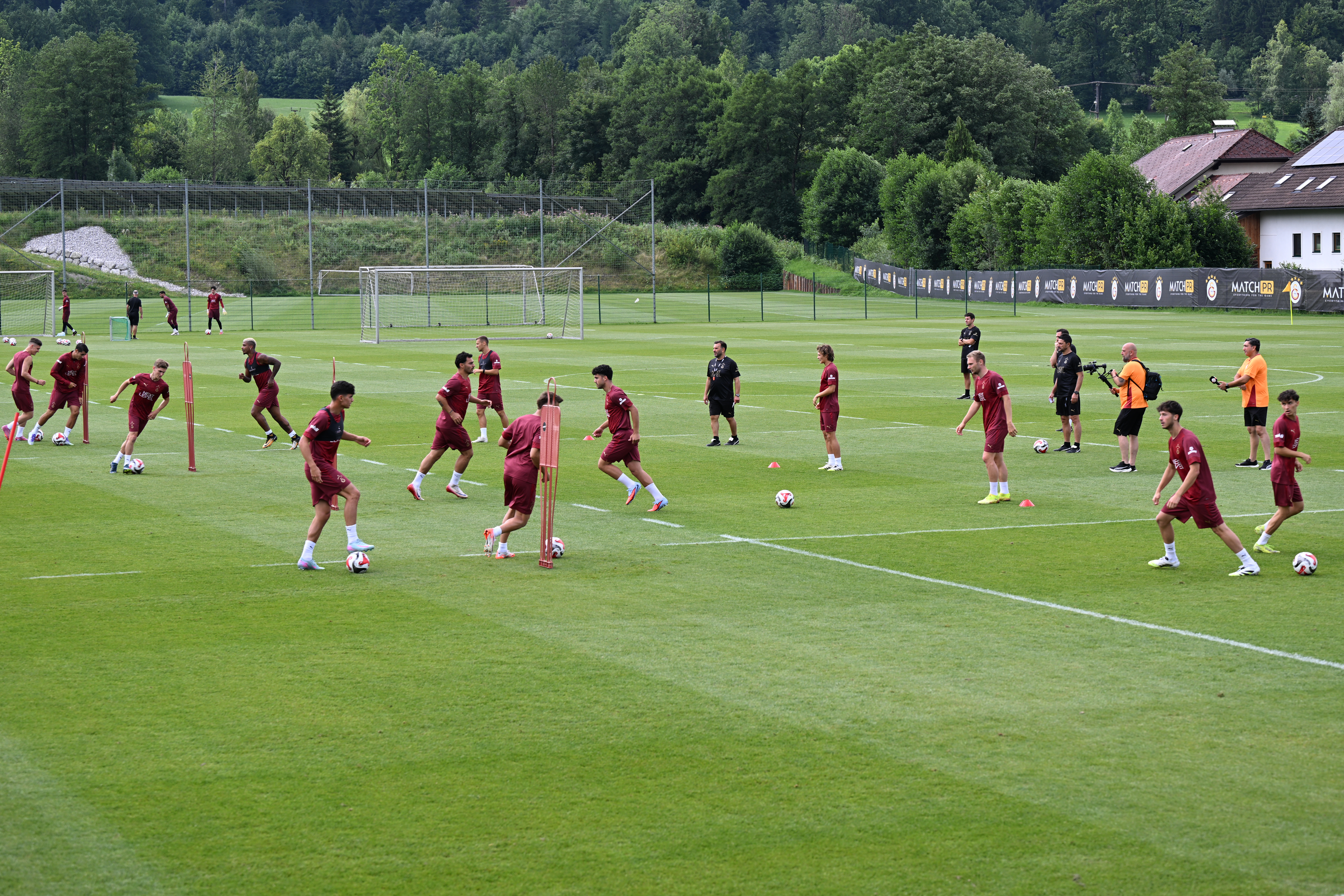 Galatasaray Avusturya'da yeni sezon mesaisinde