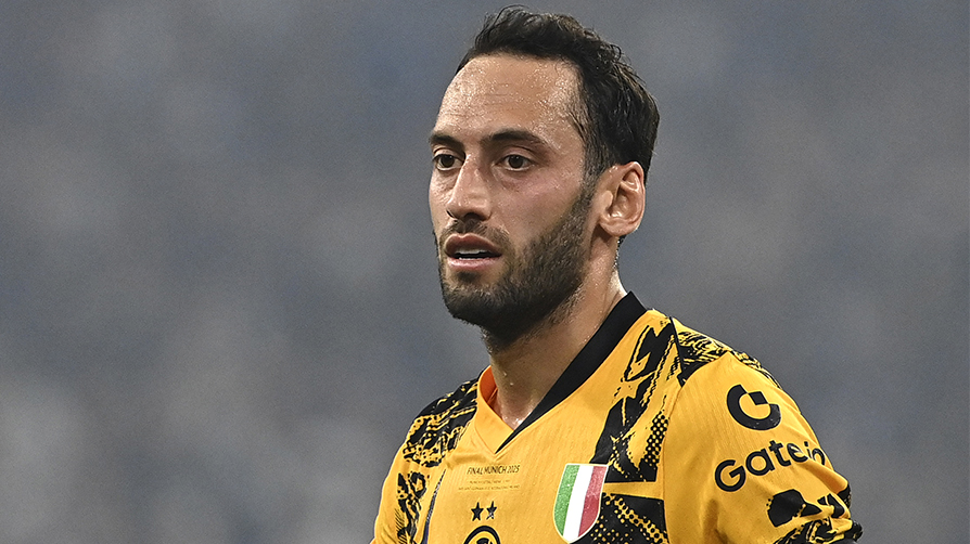 Hakan Çalhanoğlu transferi kızıştı! F.Bahçe ile G.Saray karşı karşıya