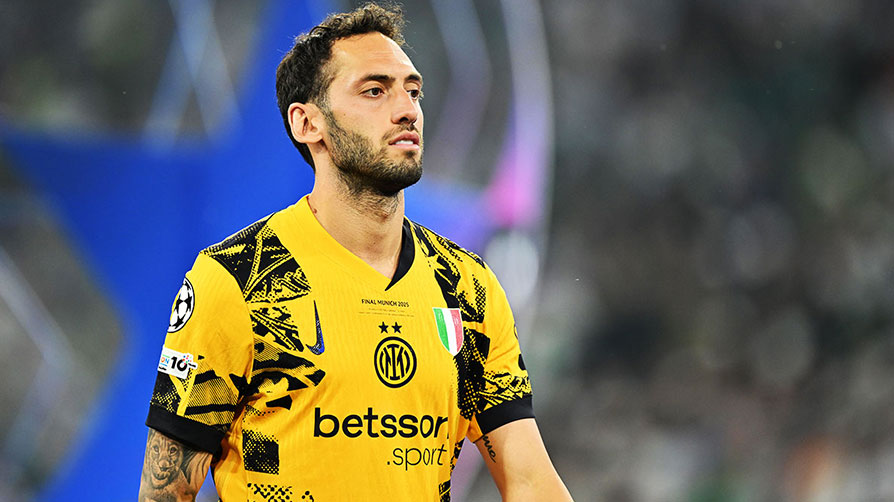 Menajerinden açıklama geldi! Hakan Çalhanoğlu'nun geleceği netleşti