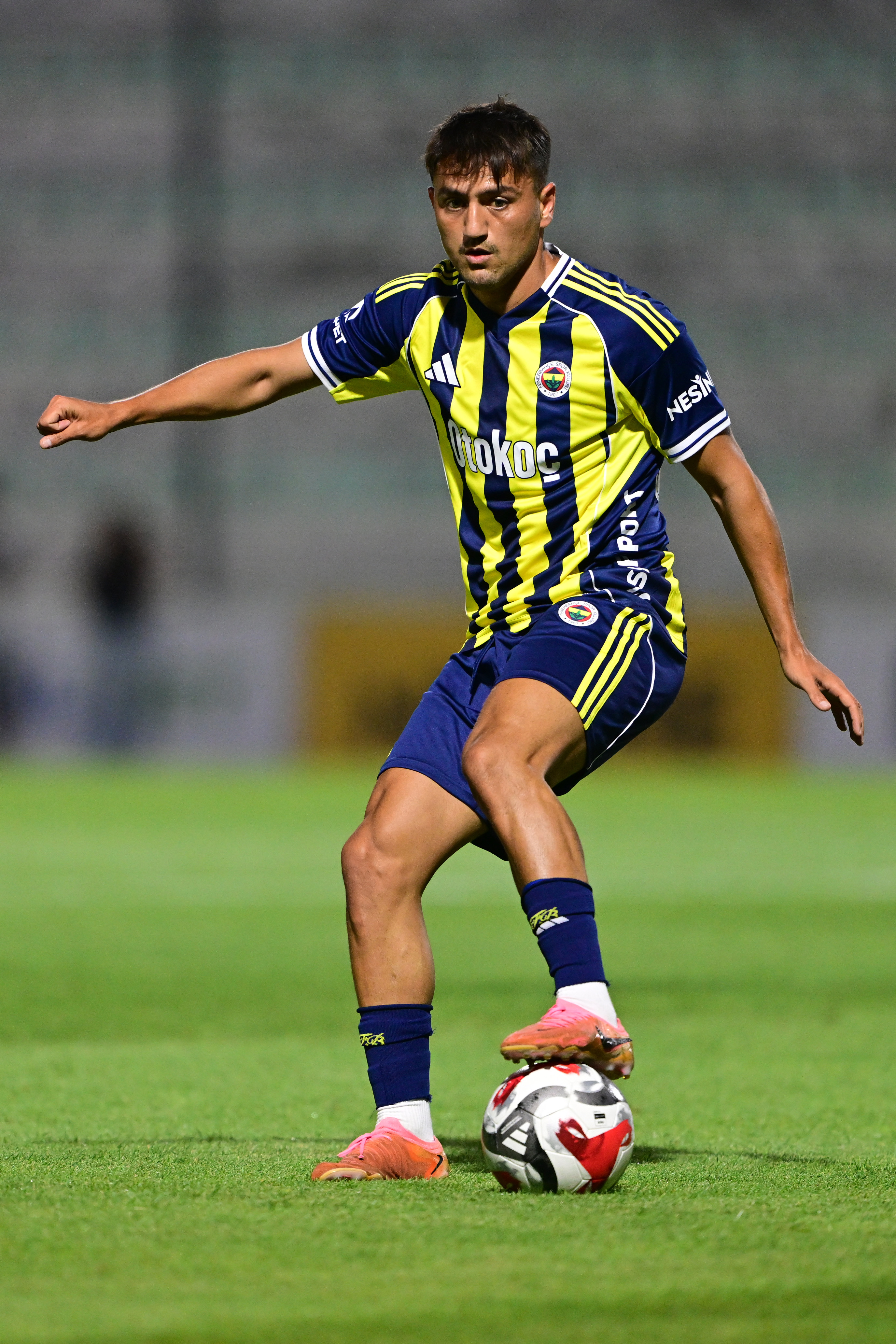Cengiz Ünder: Fenerbahçe'de oynamak ayrı bir gurur
