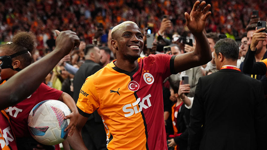 Dursun Özbek'ten Victor Osimhen açıklaması! "Transferi çok akıllı planladık"