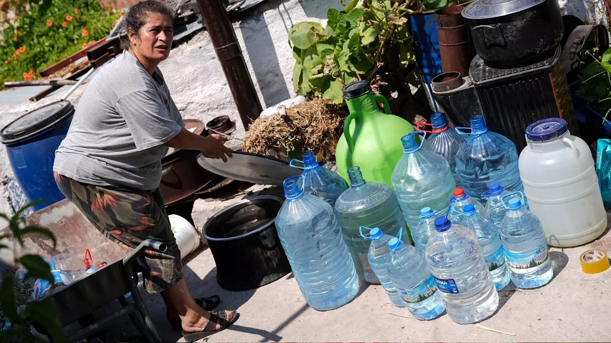 AK Parti kritiziral upravljanje z vodo v Čeşmeju, krivdo pripisuje CHP