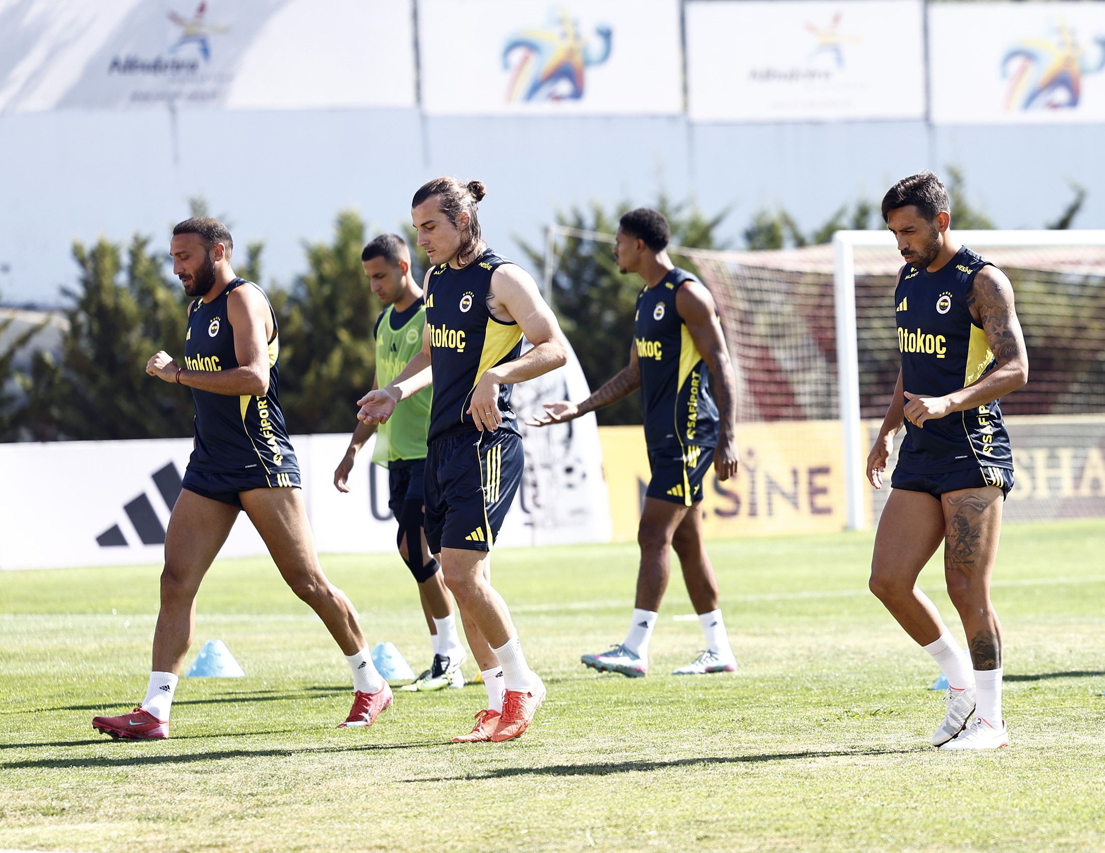 Fenerbahçe, yeni sezona hazırlanıyor