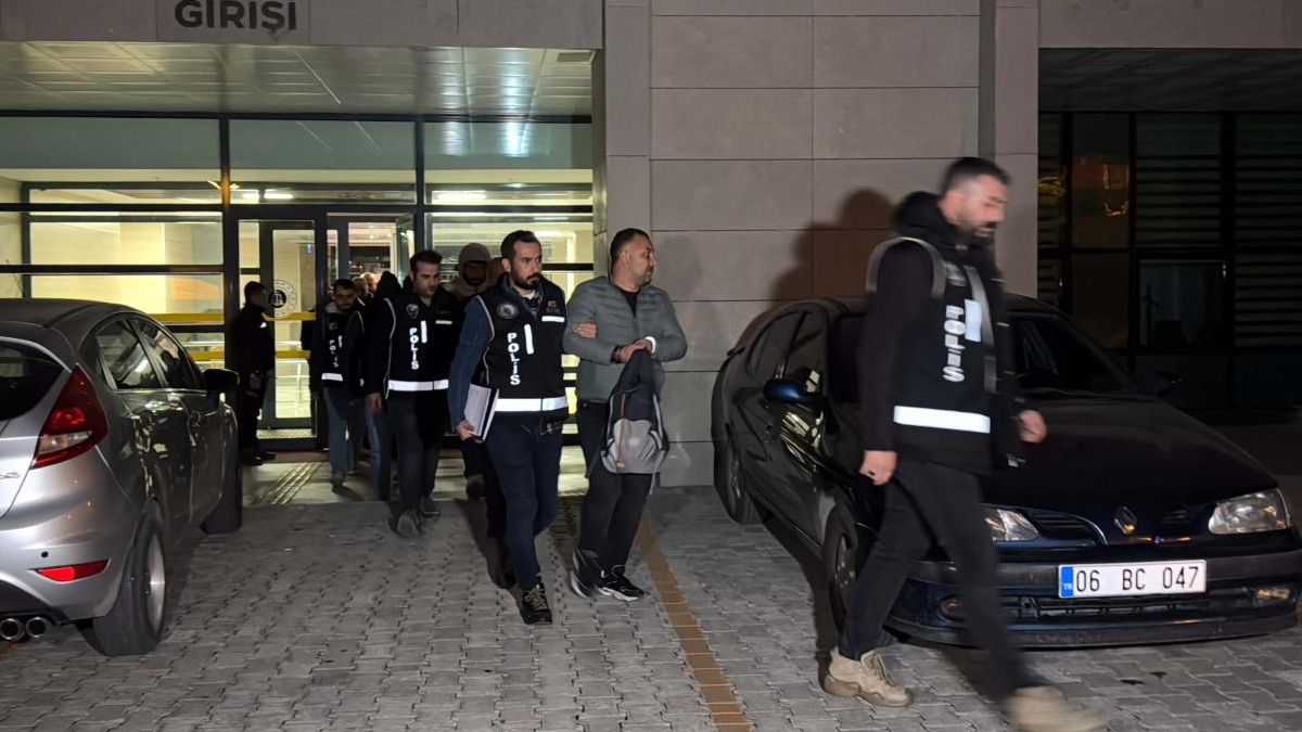 V Kırıkkaleju zaradi neustreznih zdravniških potrdil odpuščenih 33 uradnikov