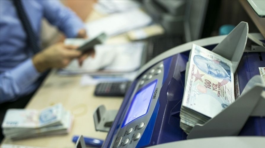 KKM'de düşüş sürüyor: 17 milyarlık geri çekilme
