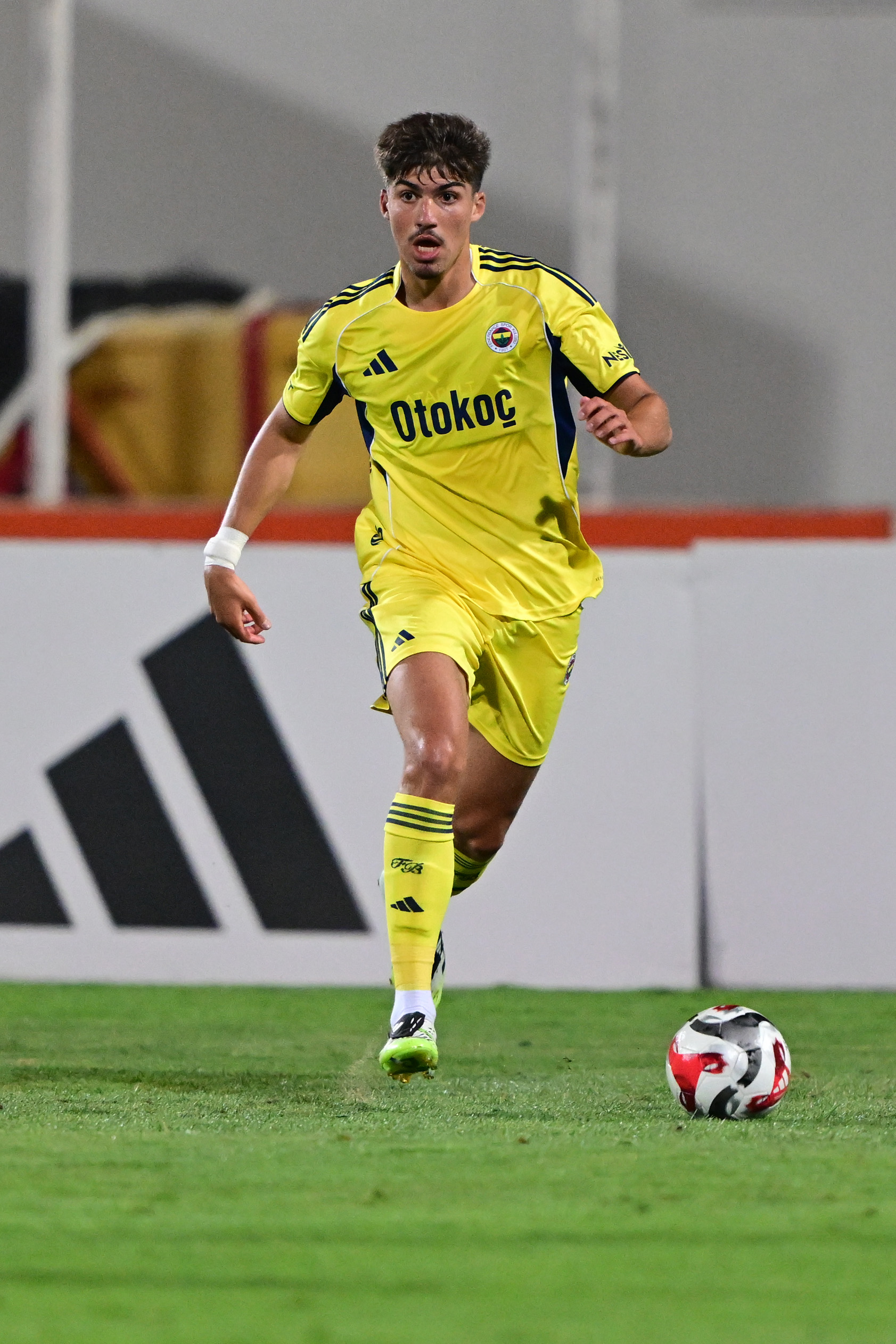 Yusuf Akçiçek: Şampiyonlar Ligi maçımıza eksiksiz bir şekilde çıkmak istiyoruz