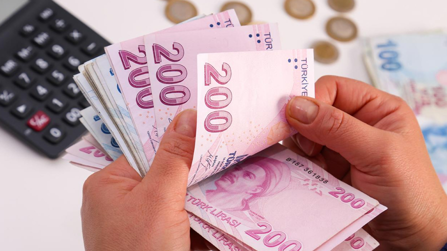 Kamuda zam pazarlığında düğüm çözüldü... HAK-İŞ ve TÜRK-İŞ imzaları attı