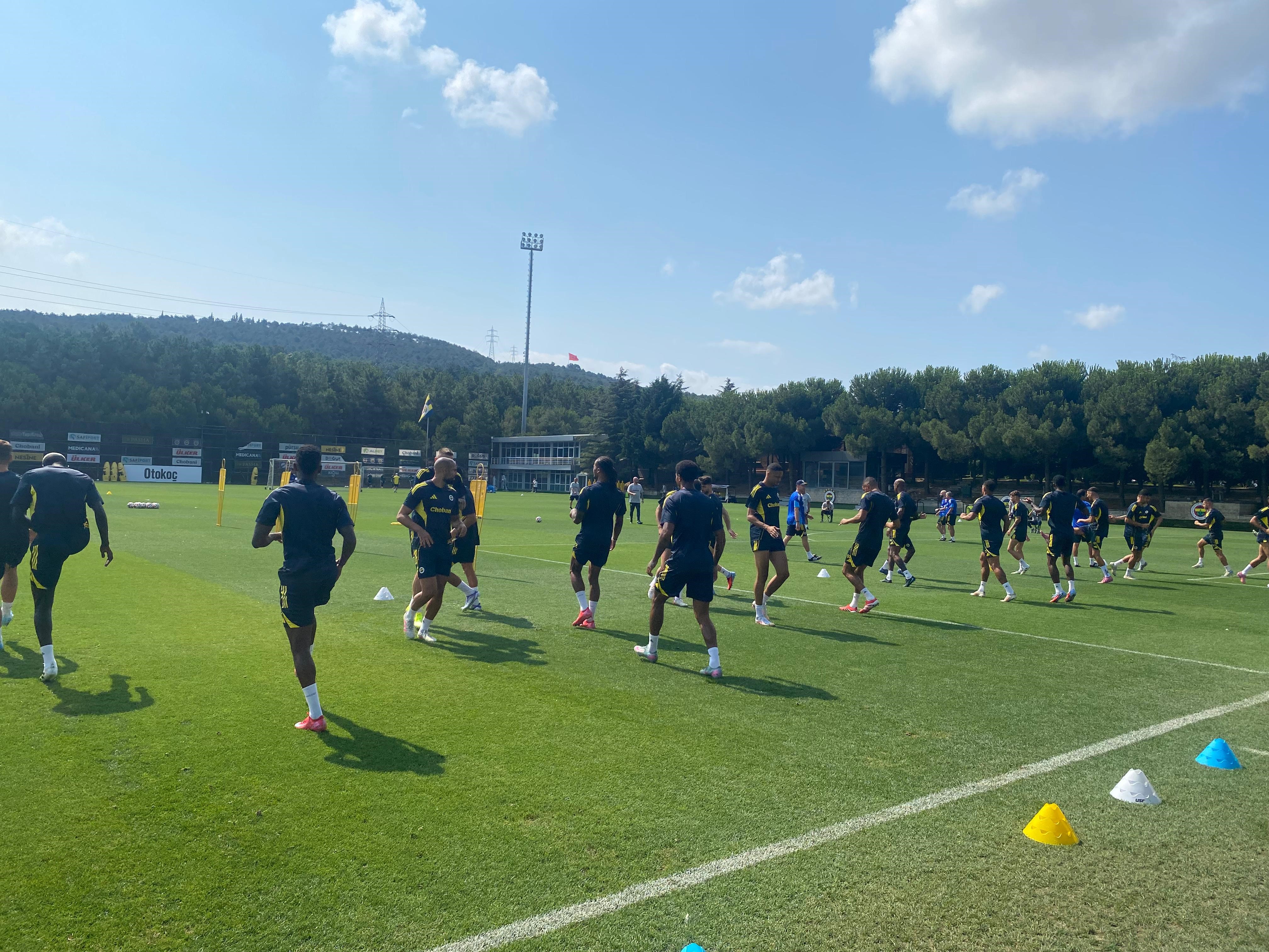 Fenerbahçe, Feyenoord maçına hazır!