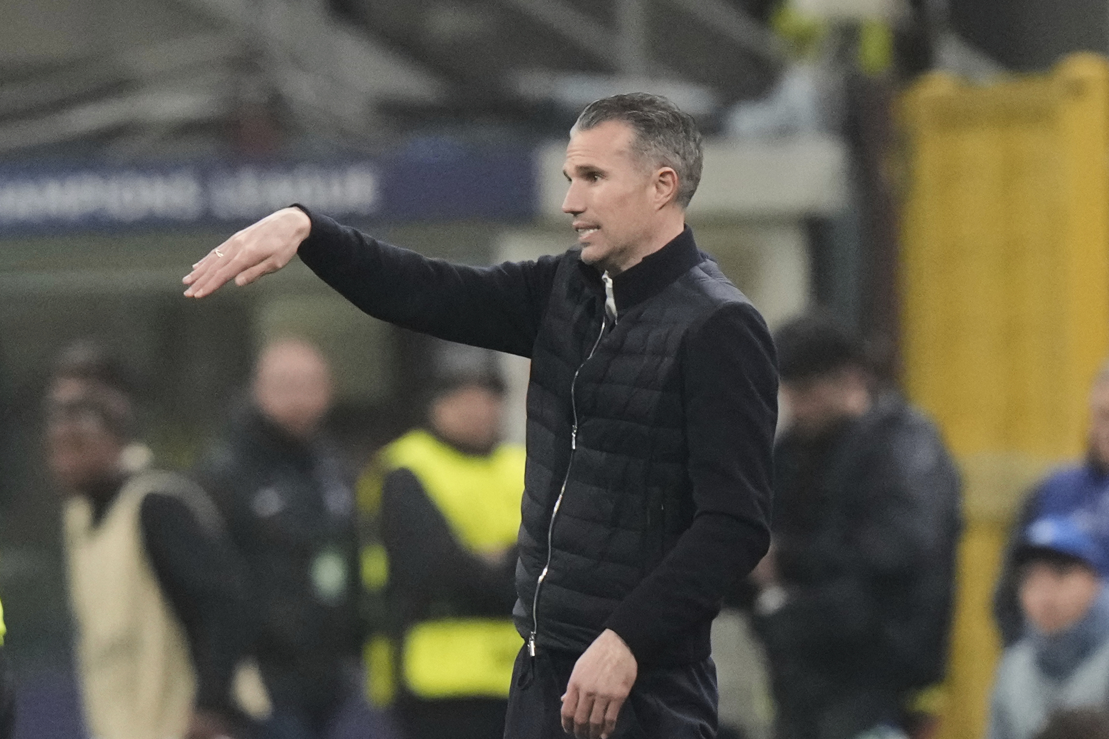 Robin van Persie: Fenerbahçe'ye karşı en iyisini yapmaya çalışacağız
