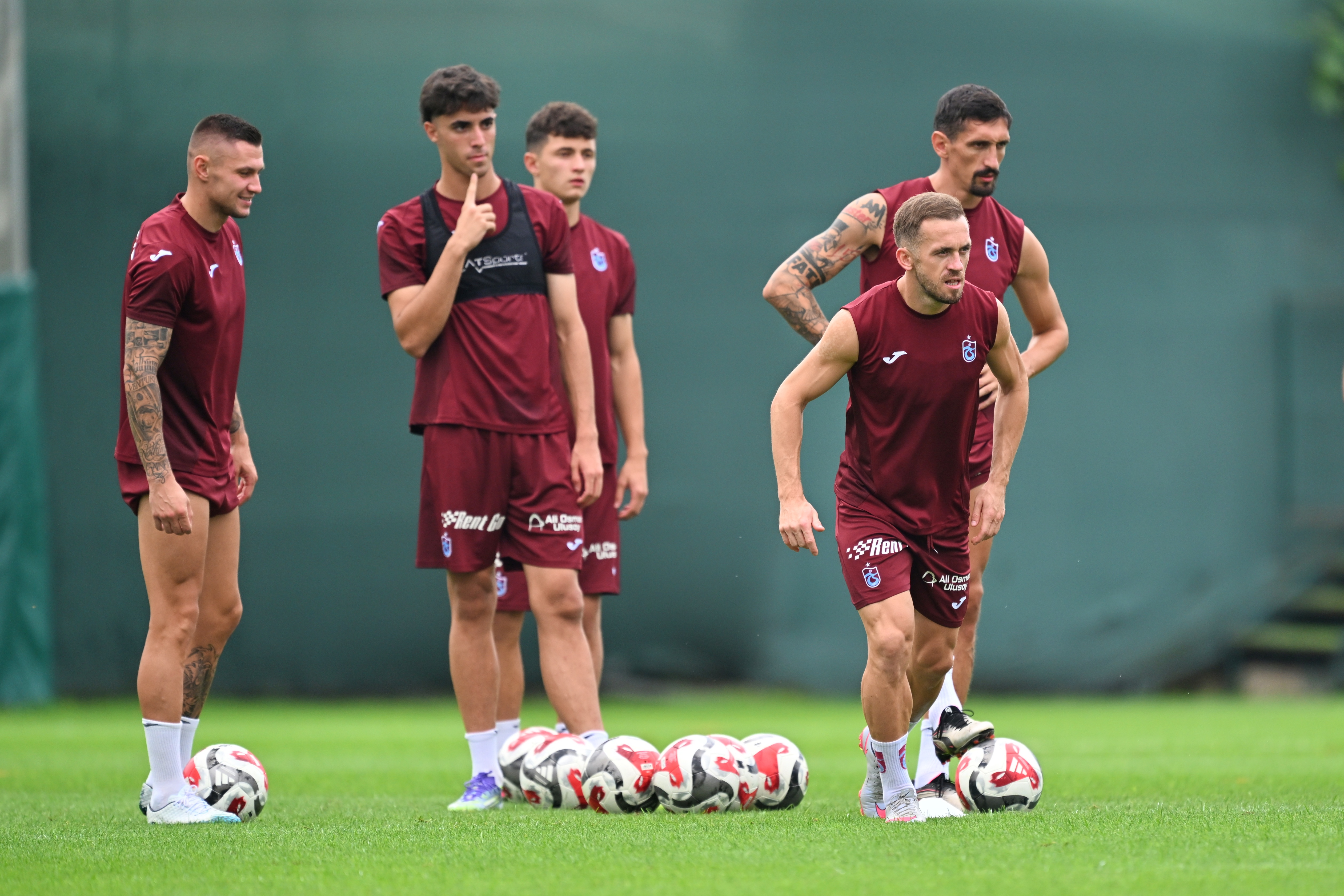 Trabzonspor, Kocaelispor mesaisini sürdürüyor