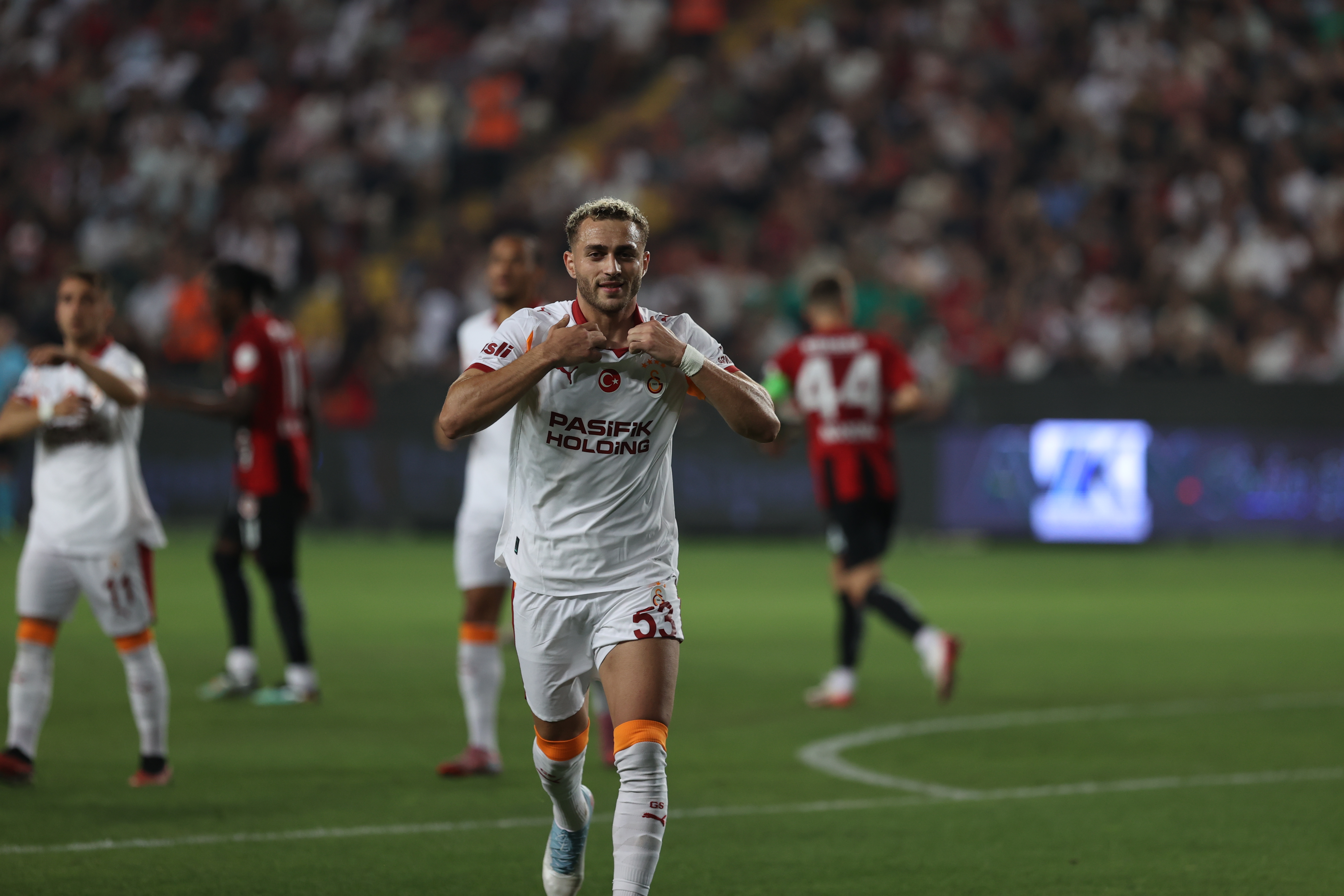 Barış Alper Yılmaz: Galatasaray'ın hedefi şampiyonluk ve kupalar