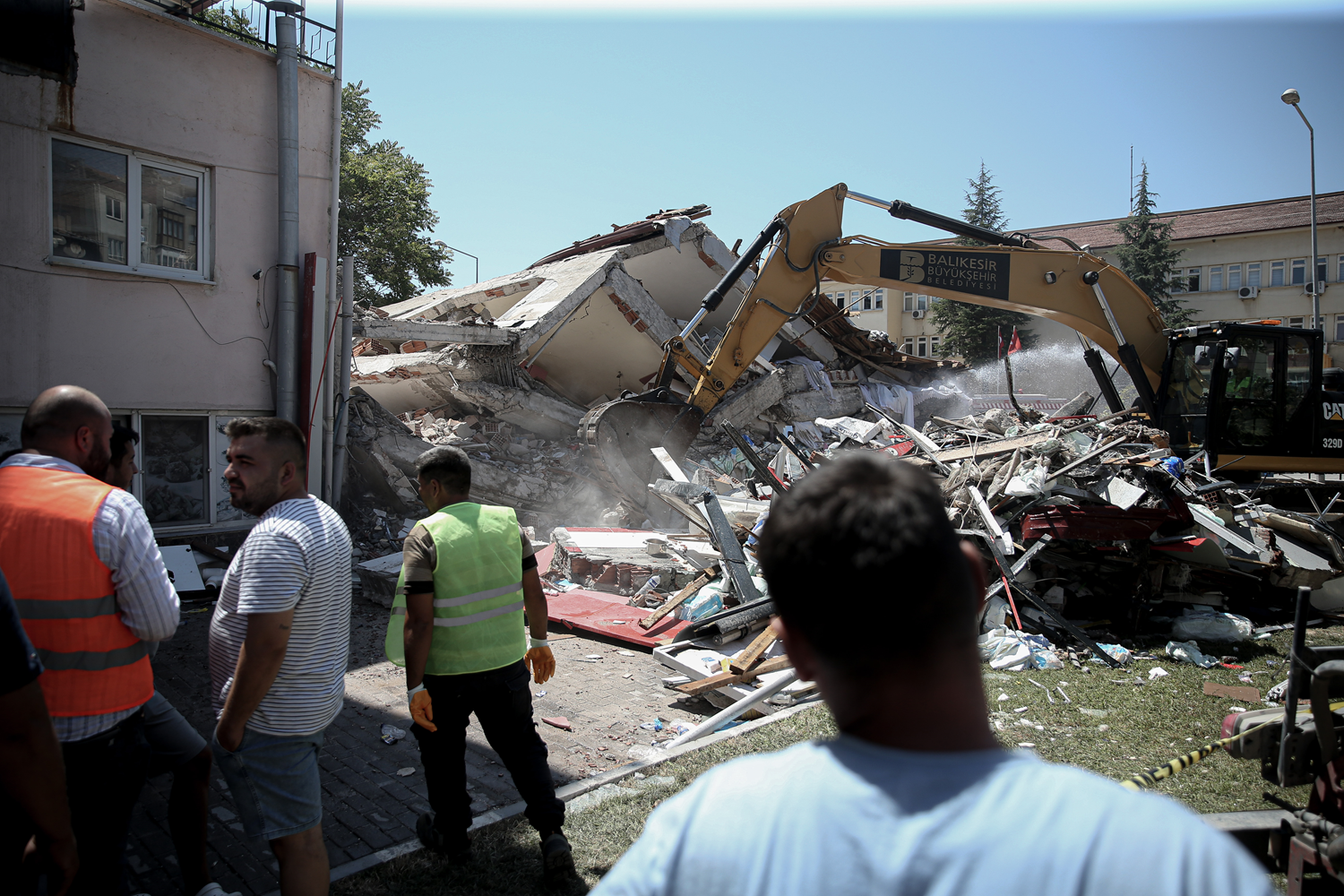Balıkesir'de 4 büyüklüğünde deprem