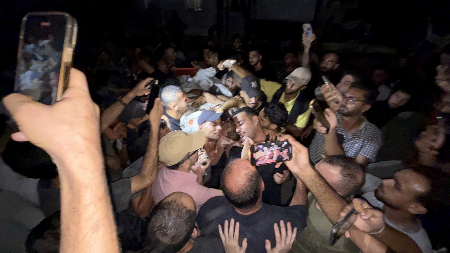 Katil İsrail'den gazetecilere cani suikast! Hamas'tan sert tepki: Gazze'deki büyük katliamın ön hazırlığı