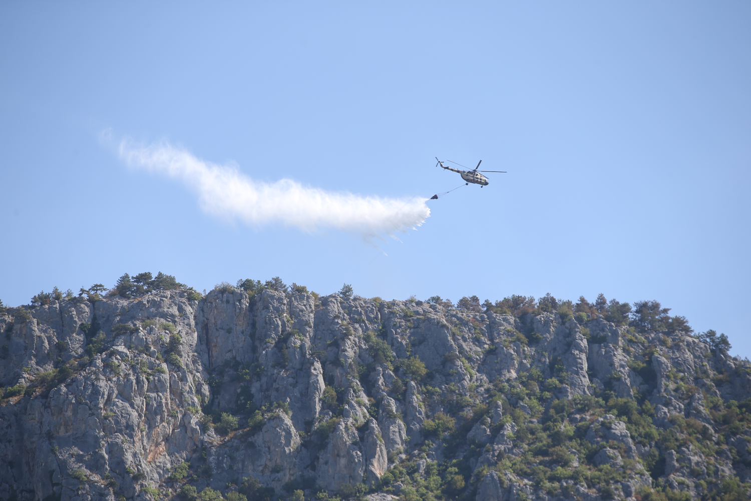 Sinop'ta orman yangını: Ekiplerin müdahalesi sürüyor