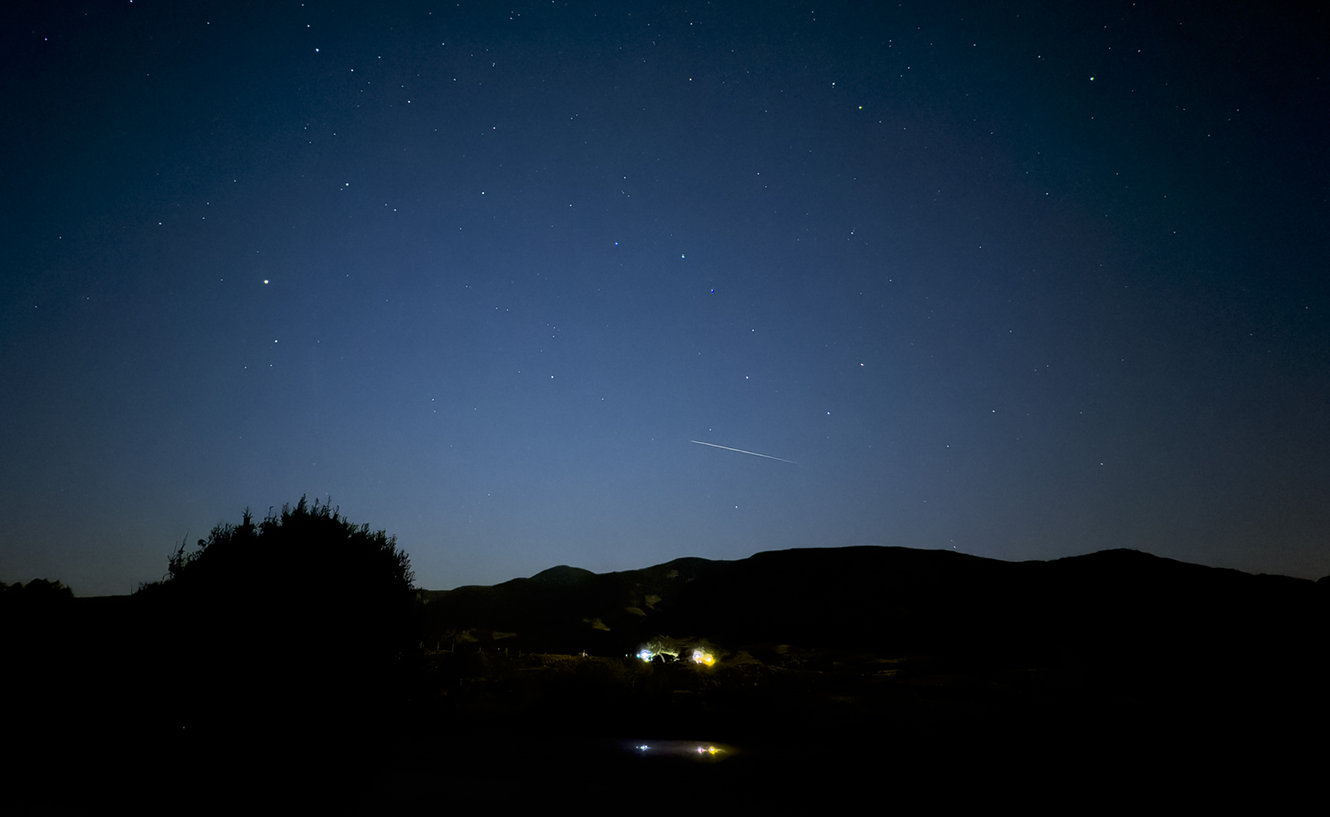 Gökyüzünde görsel şölen... Perseid meteor yağmuru tüm yurtta izlendi