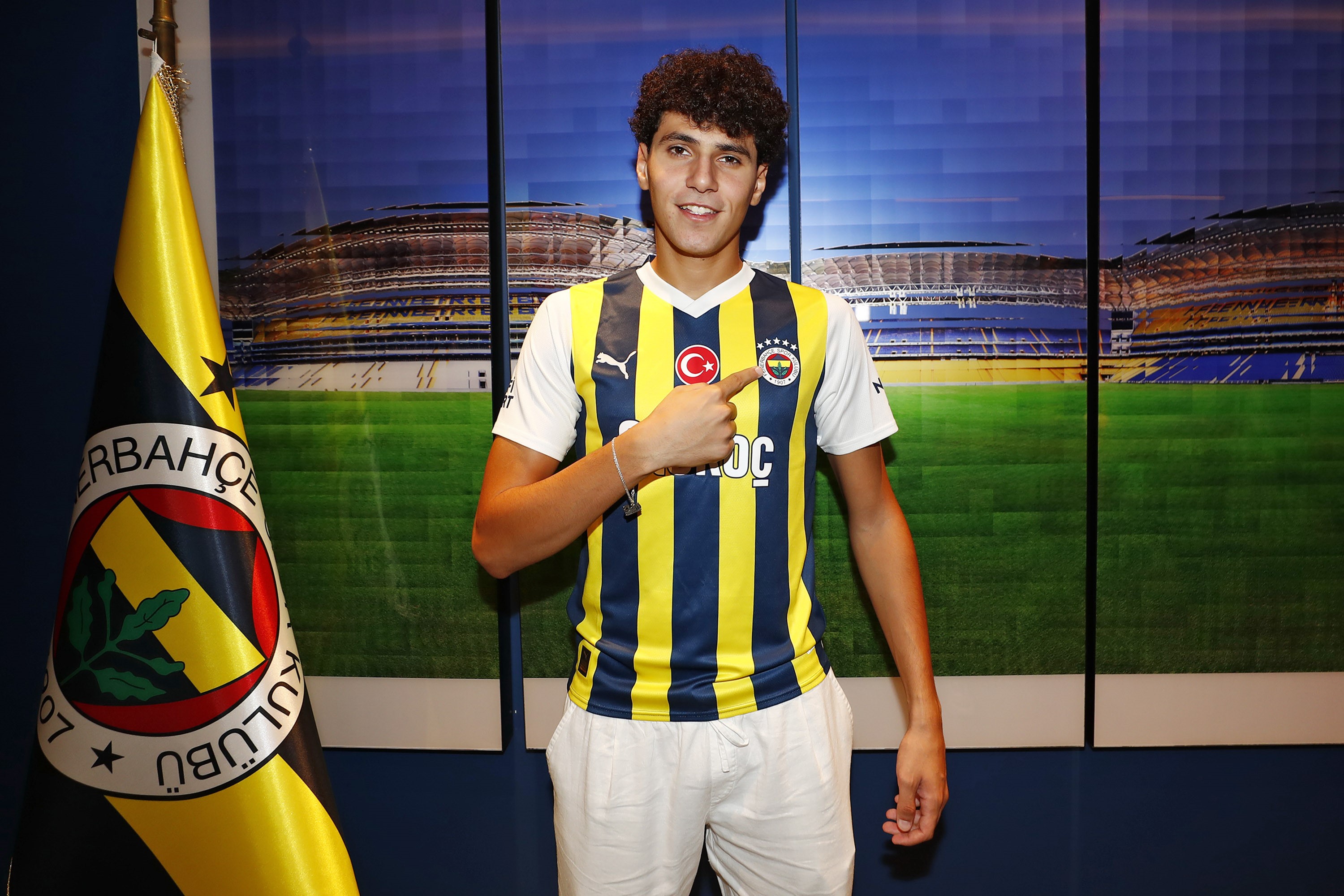 Fenerbahçe'de Omar Fayed kiralandı