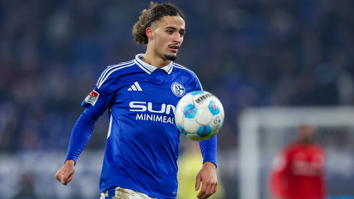 Beşiktaş'ın yeni sağ beki geldi! Taylan Bulut, İstanbul'da