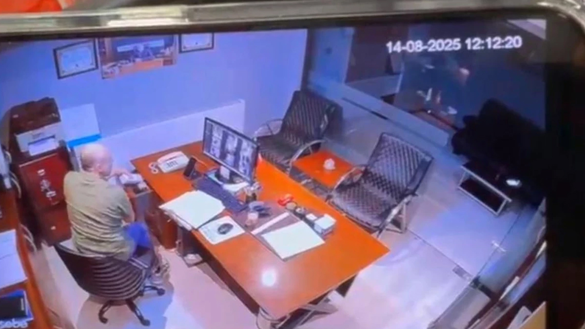 V Istanbulu knjigovodja pobegnil s 70.900 ameriškimi dolarji iz avto salona