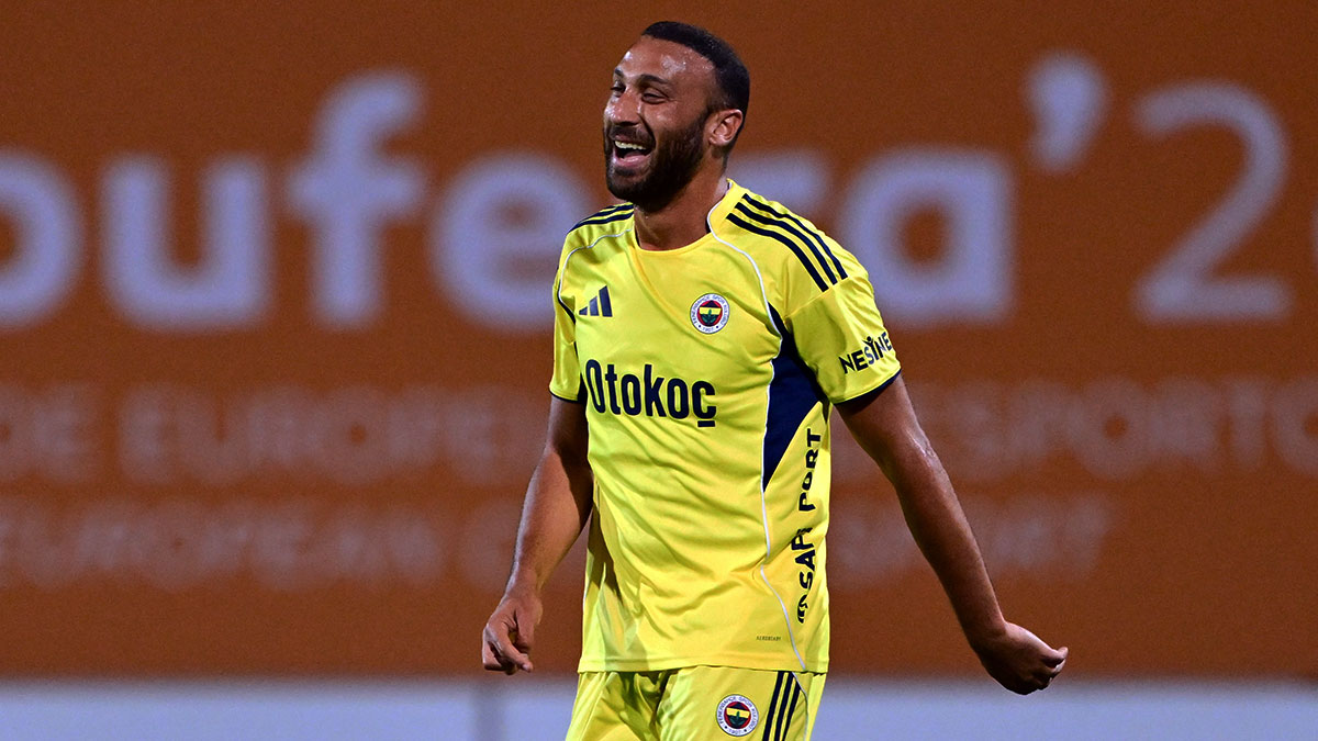 Fenerbahçe'den sakatlık açıklaması! İşte Cenk Tosun'un son durumu