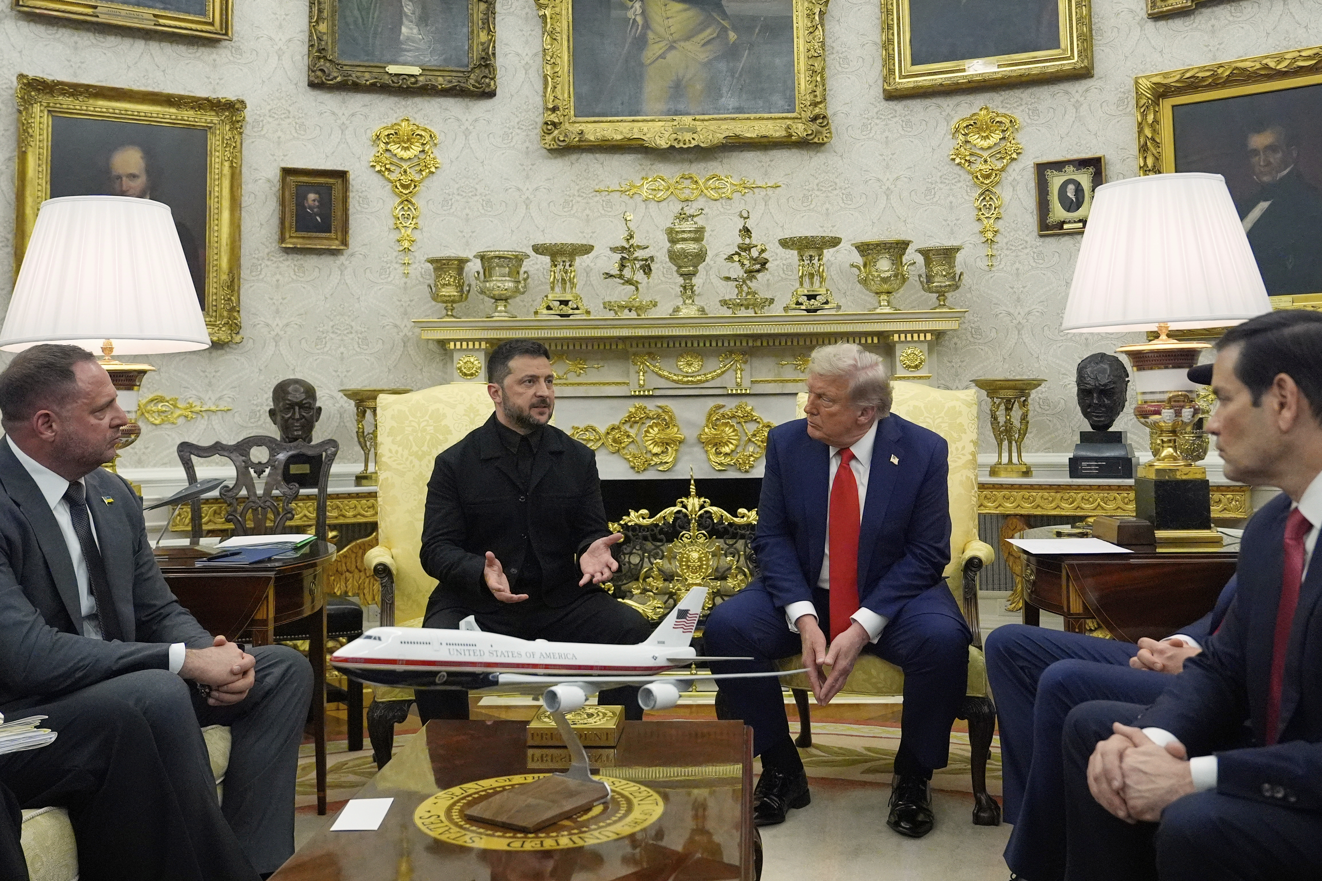 Beyaz Saray'da Ukrayna zirvesi... Trump: Ateşkes değil barış istiyoruz