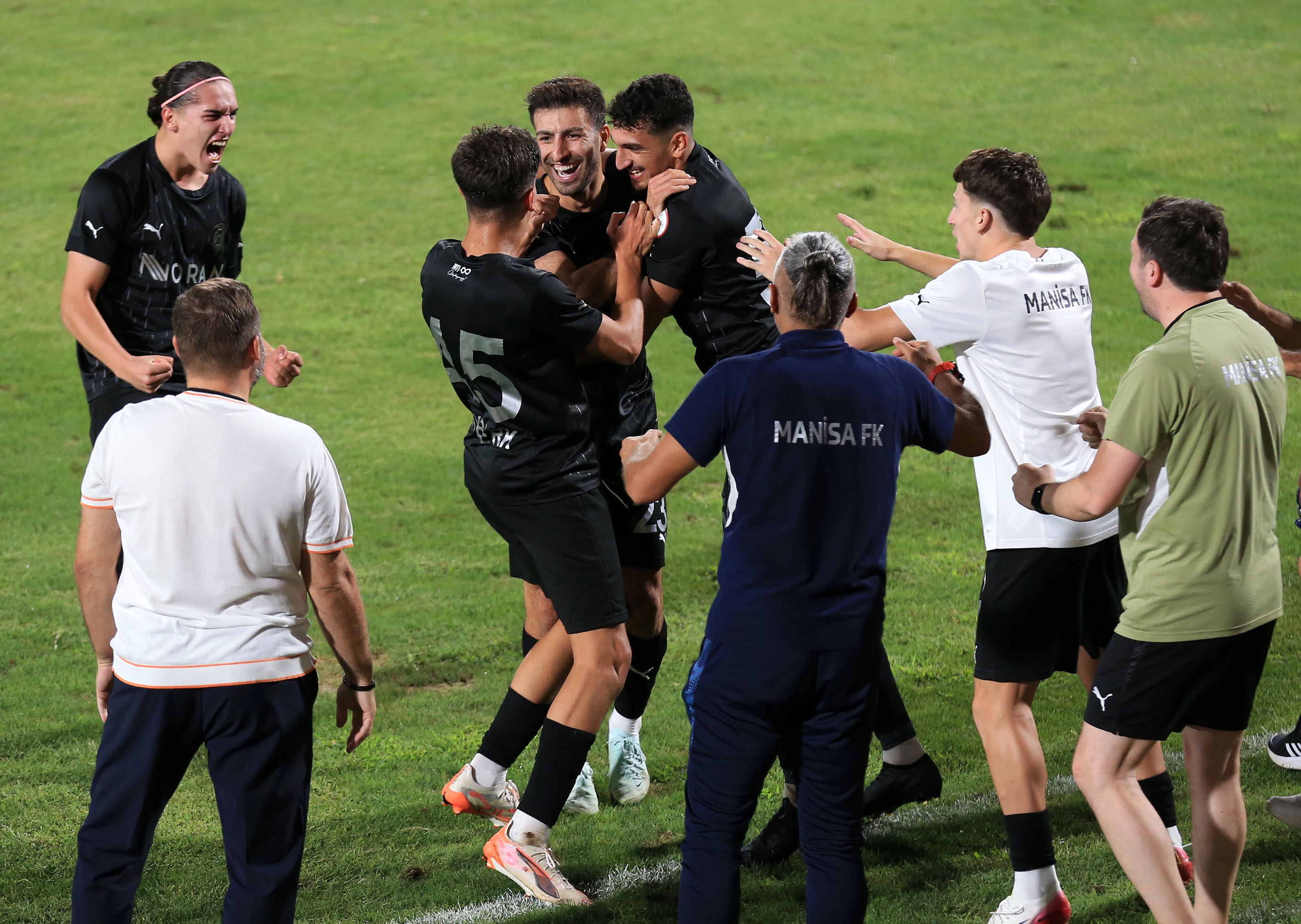 Manisa FK geriden gelip kazandı