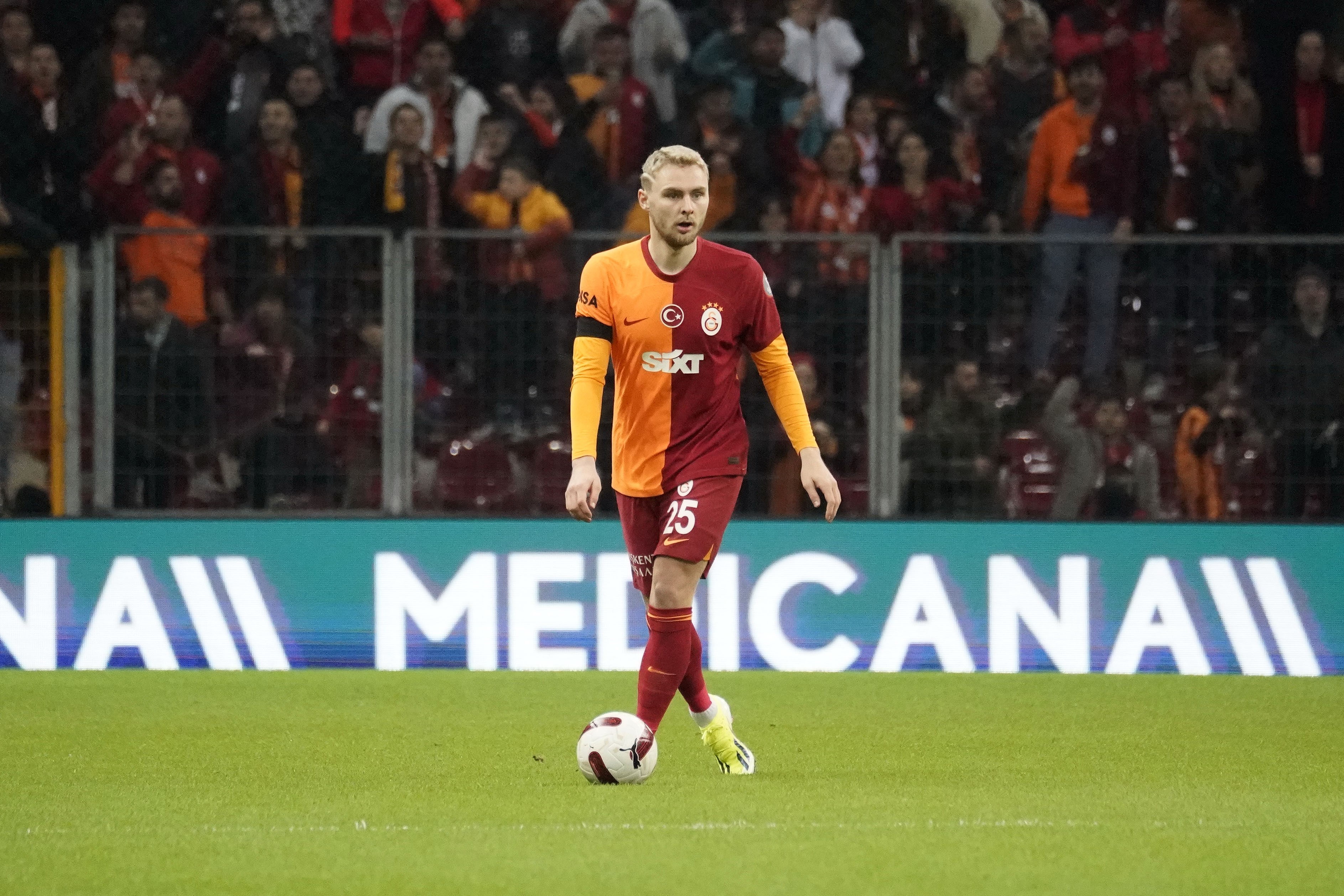 Galatasaray resmen duyurdu! İşte Victor Nelsson'un yeni adresi...
