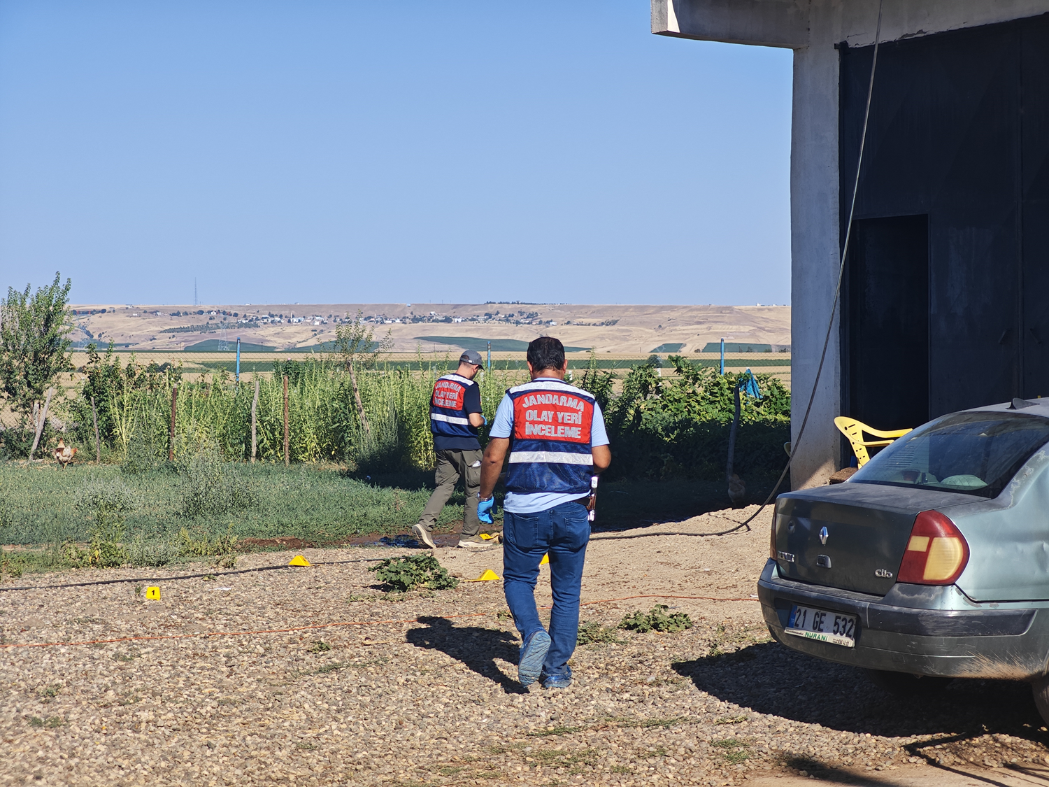 V Diyarbakırju v Turčiji izbruhnili oboroženi spopadi zaradi zemljiških sporov, več mrtvih in ranjenih