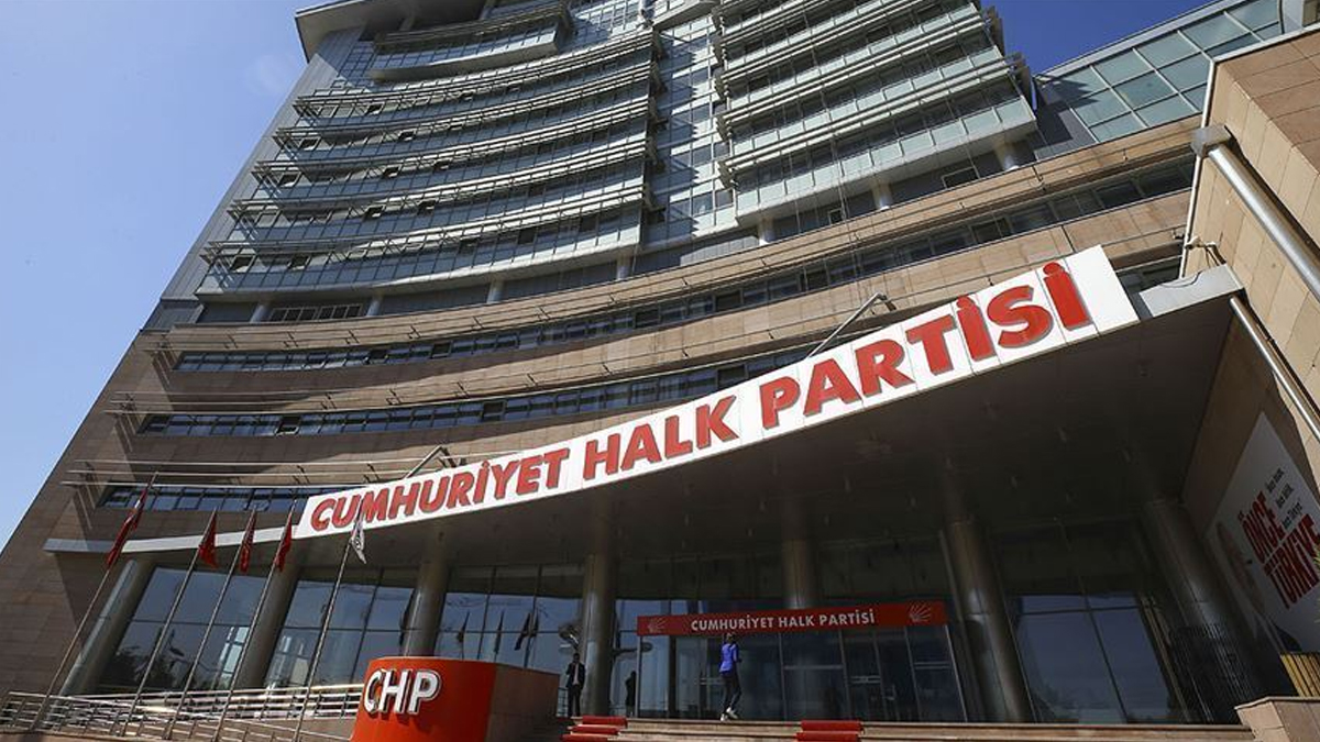 CHP'de sular durulmuyor… İlçe Başkanı şaibeye dayanamadı istifa etti
