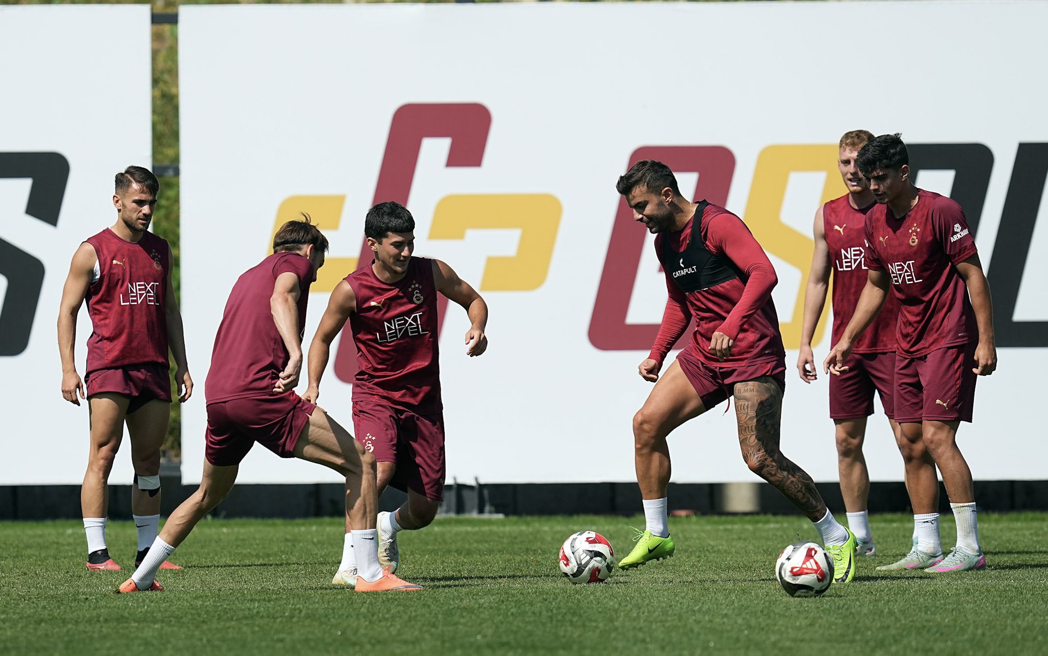 Galatasaray se pripravlja na tekme proti Kayserisporju in Rizesporju