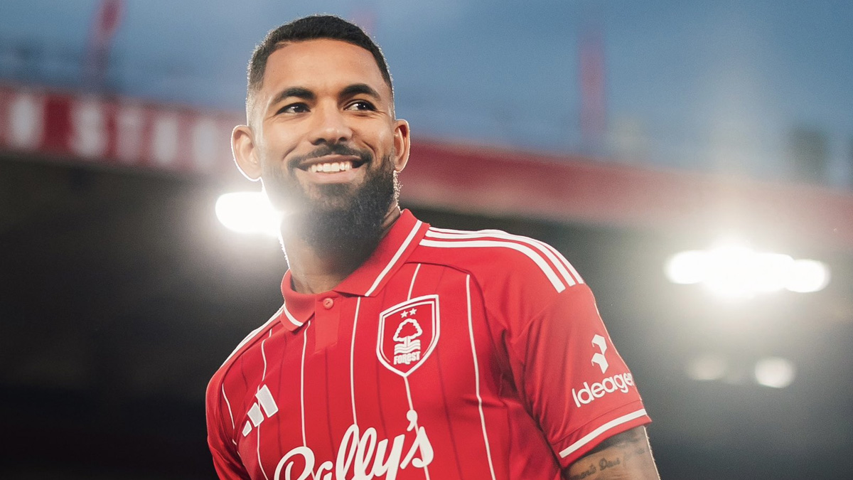 Nottingham Forest, Douglas Luiz'i kadrosuna kattı